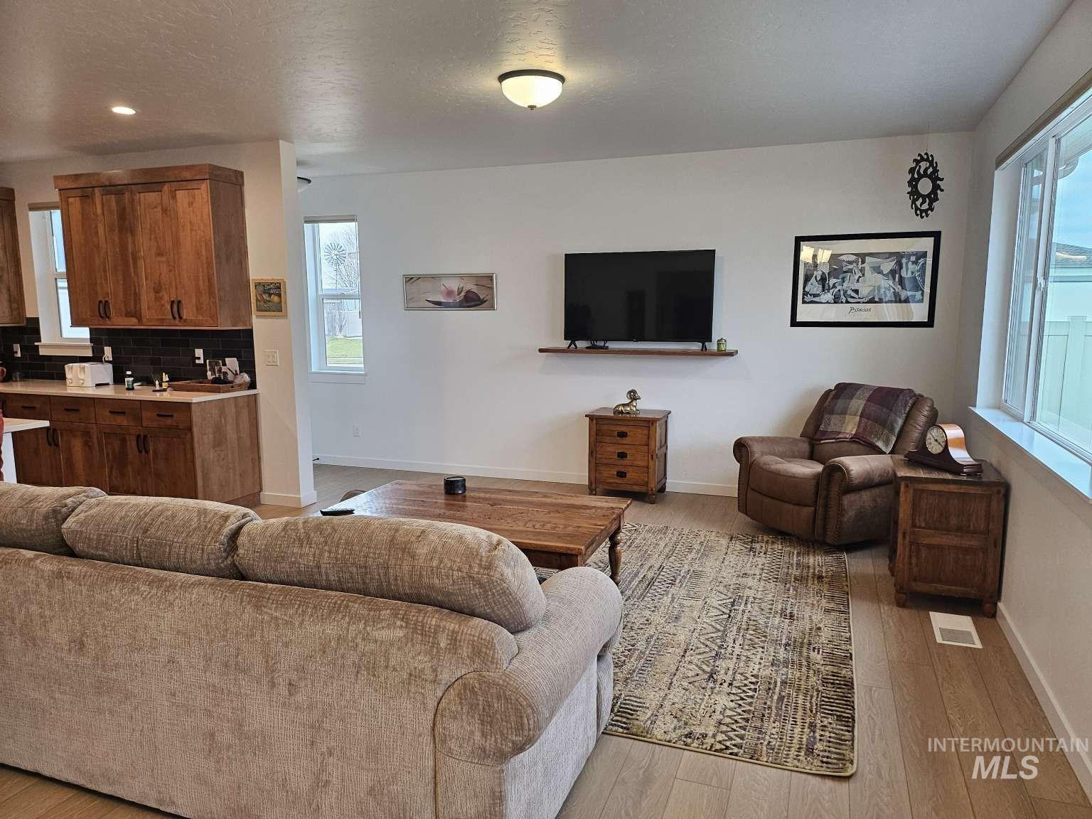 17786 N Peltzer Ave, Nampa, Idaho 83687, 3 Bedrooms, 2 Bathrooms, Residential For Sale, Price $460,000,MLS 98997134
