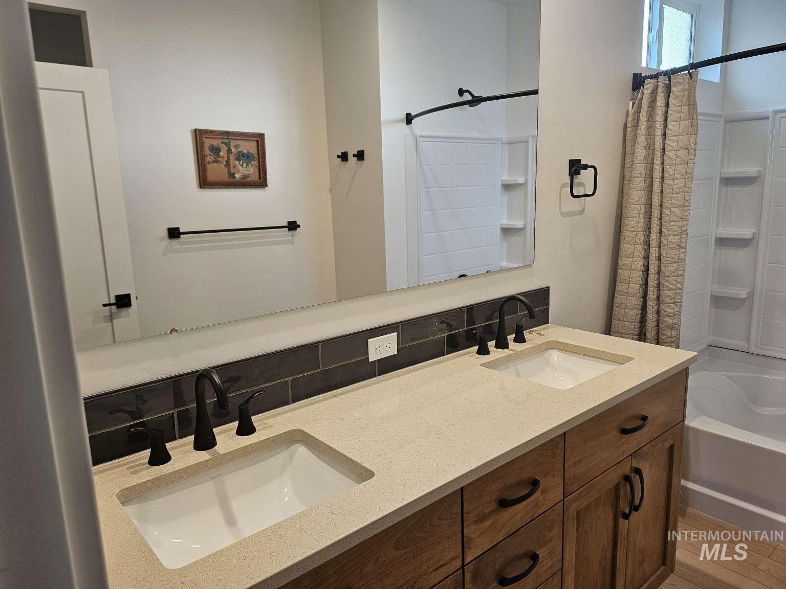 17786 N Peltzer Ave, Nampa, Idaho 83687, 3 Bedrooms, 2 Bathrooms, Residential For Sale, Price $460,000,MLS 98997134