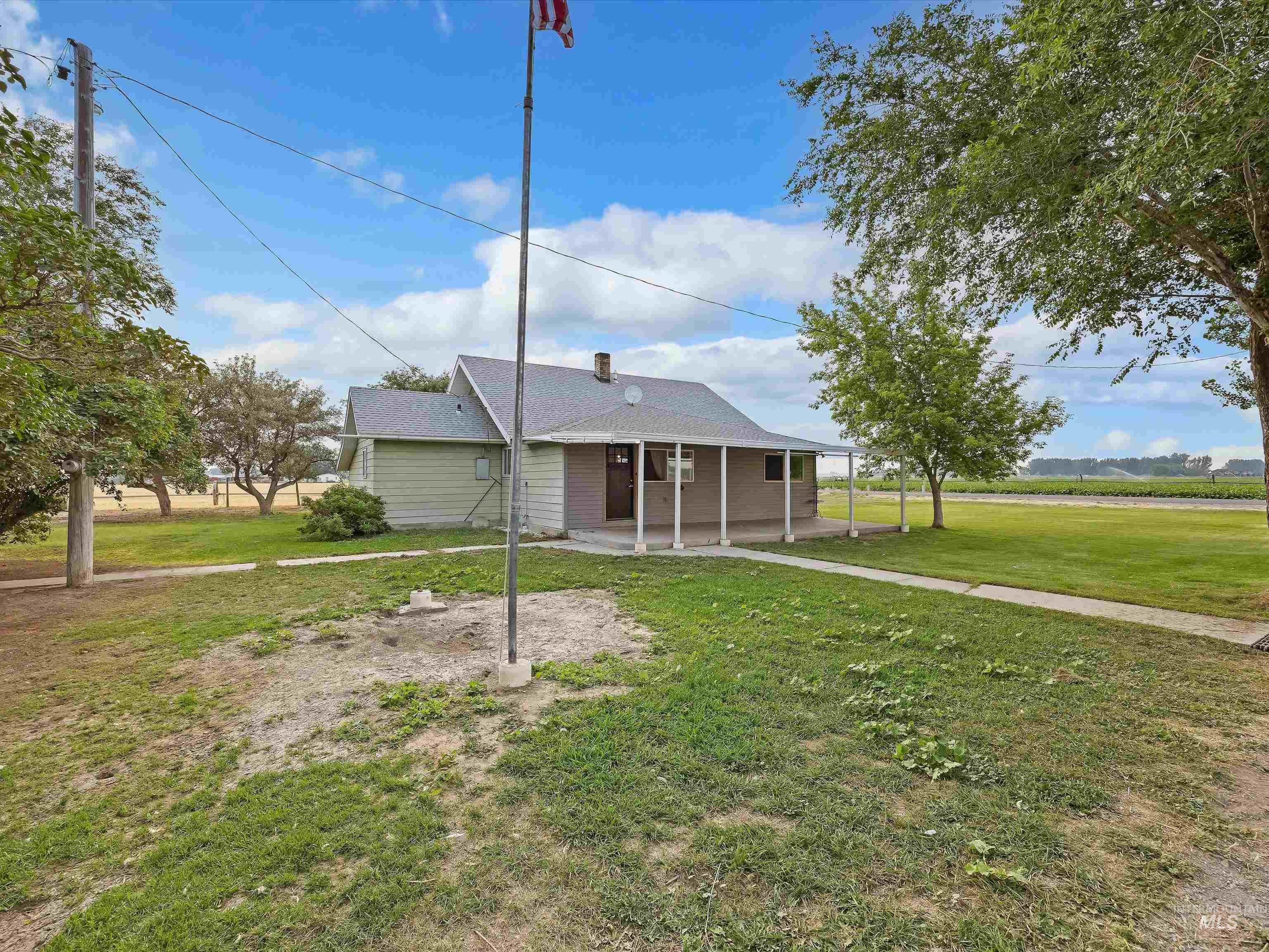 211 W 200 N, Rupert, Idaho 83350, 4 Bedrooms, 1 Bathroom, Residential For Sale, Price $325,000, 98997135