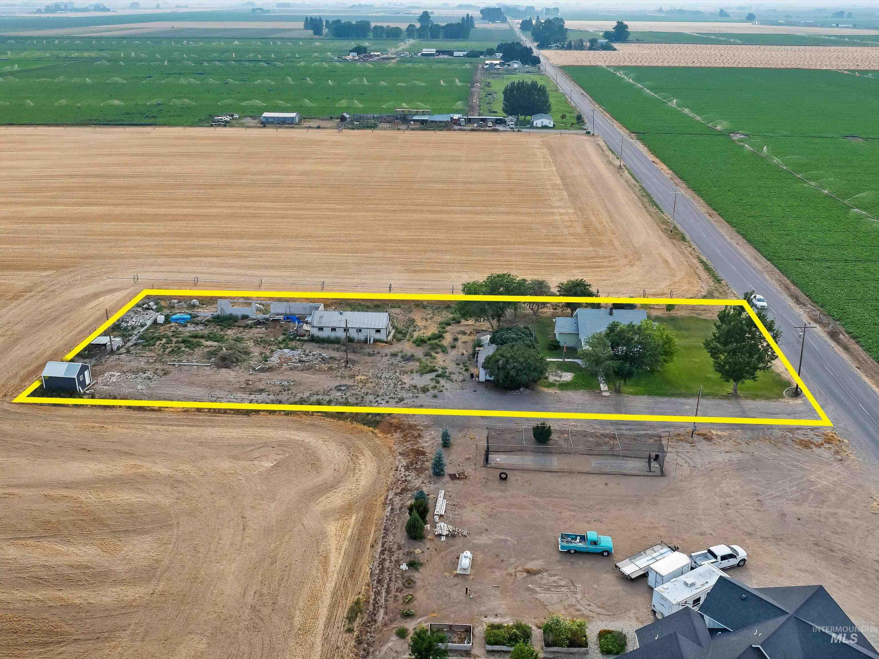 211 W 200 N, Rupert, Idaho 83350, 4 Bedrooms, 1 Bathroom, Residential For Sale, Price $325,000, 98997135