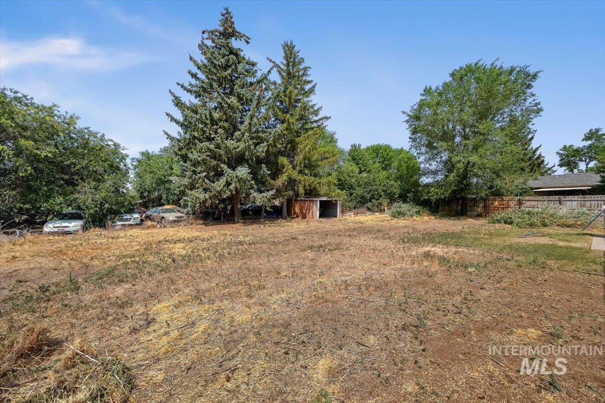 110 Park St N, Hazelton, Idaho 83335, 3 Bedrooms, 2 Bathrooms, Residential For Sale, Price $275,000,MLS 98997138