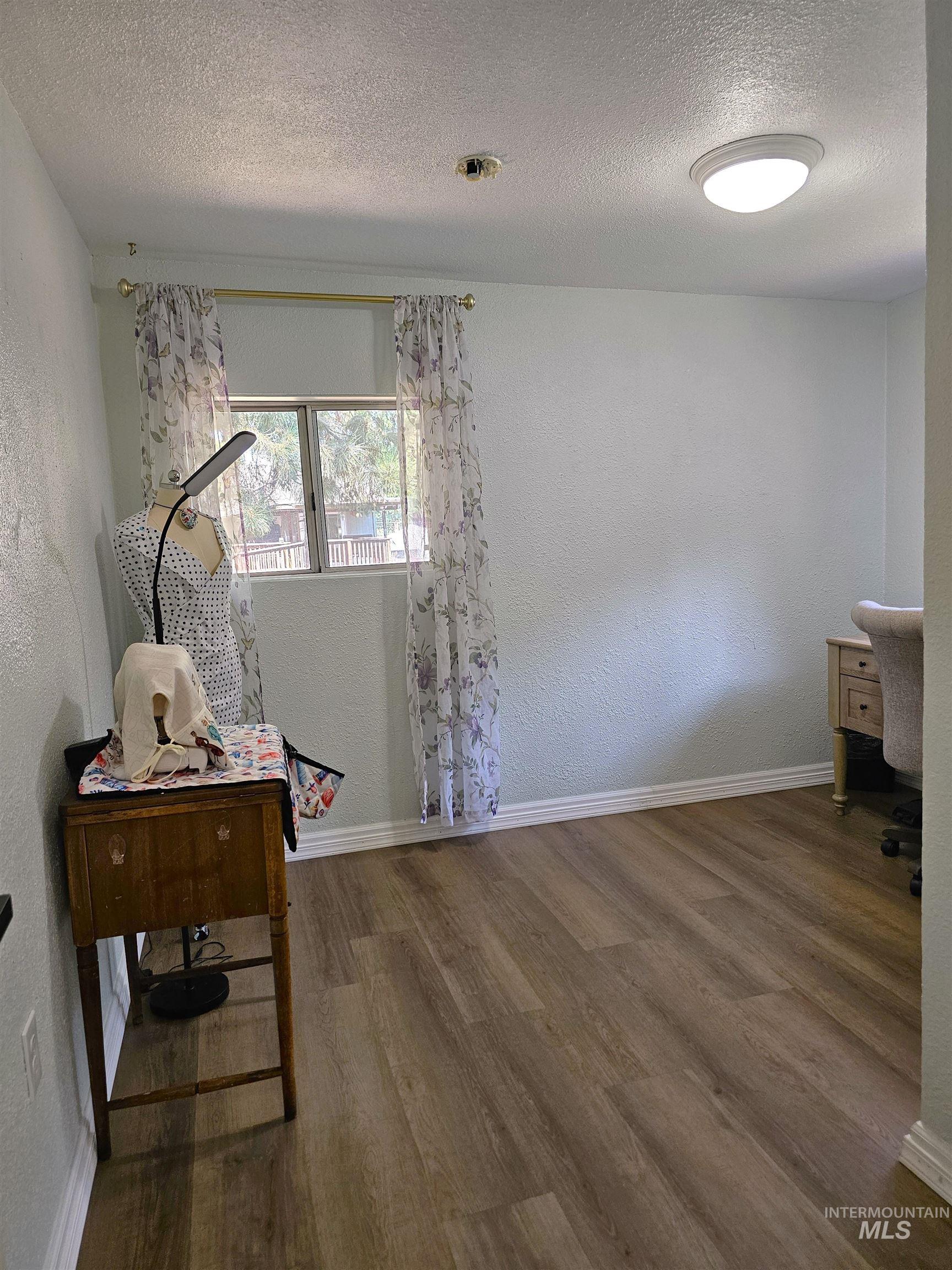 713 1/2 Airway Ave, Lewiston, Idaho 83501, 2 Bedrooms, 1 Bathroom, Residential For Sale, Price $299,900,MLS 98997140