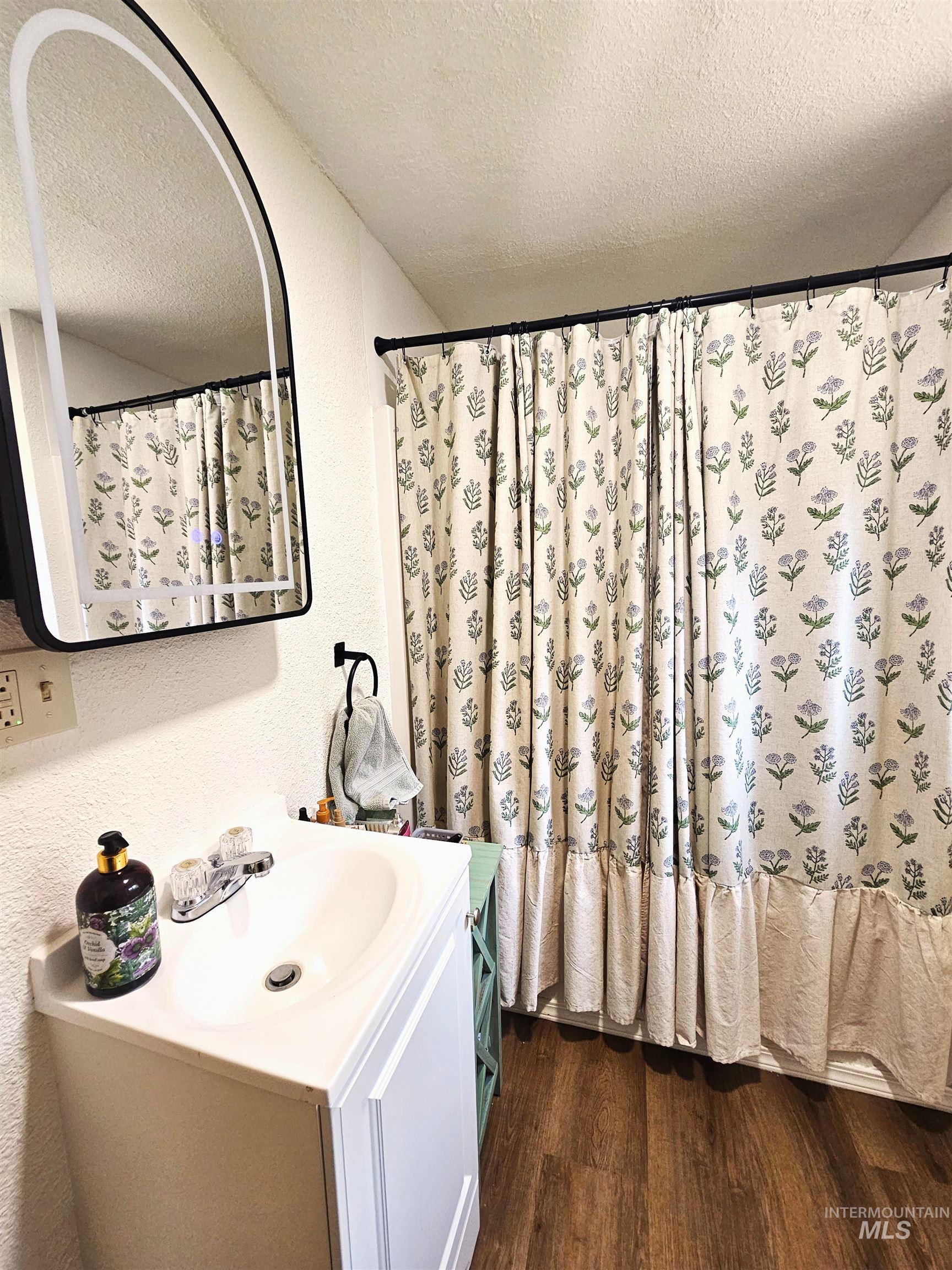 713 1/2 Airway Ave, Lewiston, Idaho 83501, 2 Bedrooms, 1 Bathroom, Residential For Sale, Price $299,900,MLS 98997140