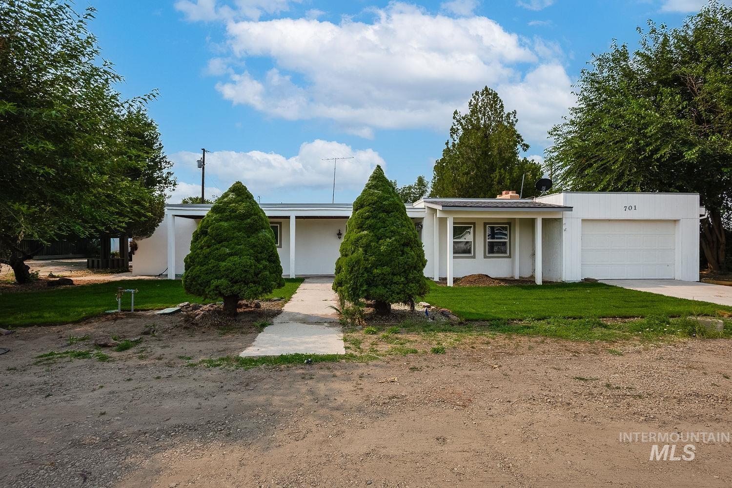 701 W Oregon Ave, Homedale, Idaho 83628, 3 Bedrooms, 2 Bathrooms, Residential For Sale, Price $369,950,MLS 98997141
