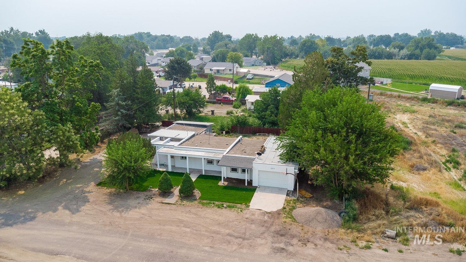 701 W Oregon Ave, Homedale, Idaho 83628, 3 Bedrooms, 2 Bathrooms, Residential For Sale, Price $359,950, 98997141