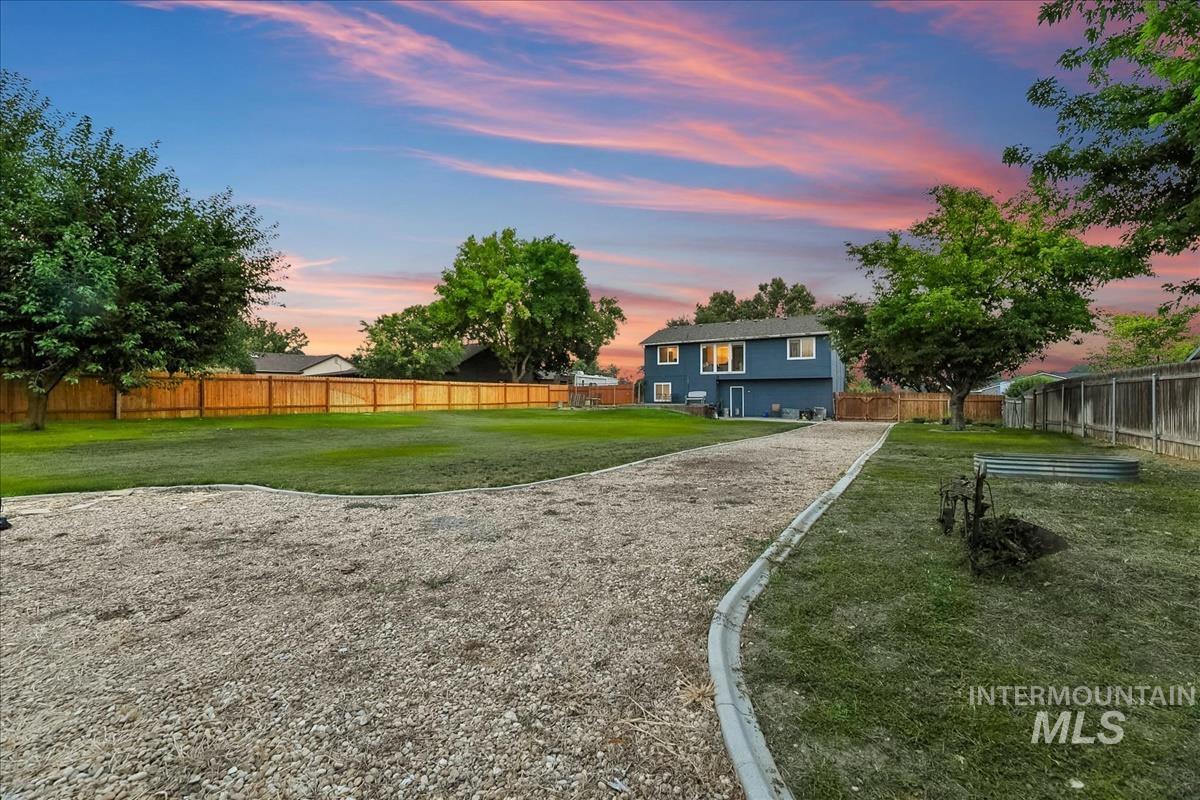 5814 Howard Lane, Nampa, Idaho 83687, 3 Bedrooms, 2.5 Bathrooms, Residential For Sale, Price $475,000,MLS 98997150