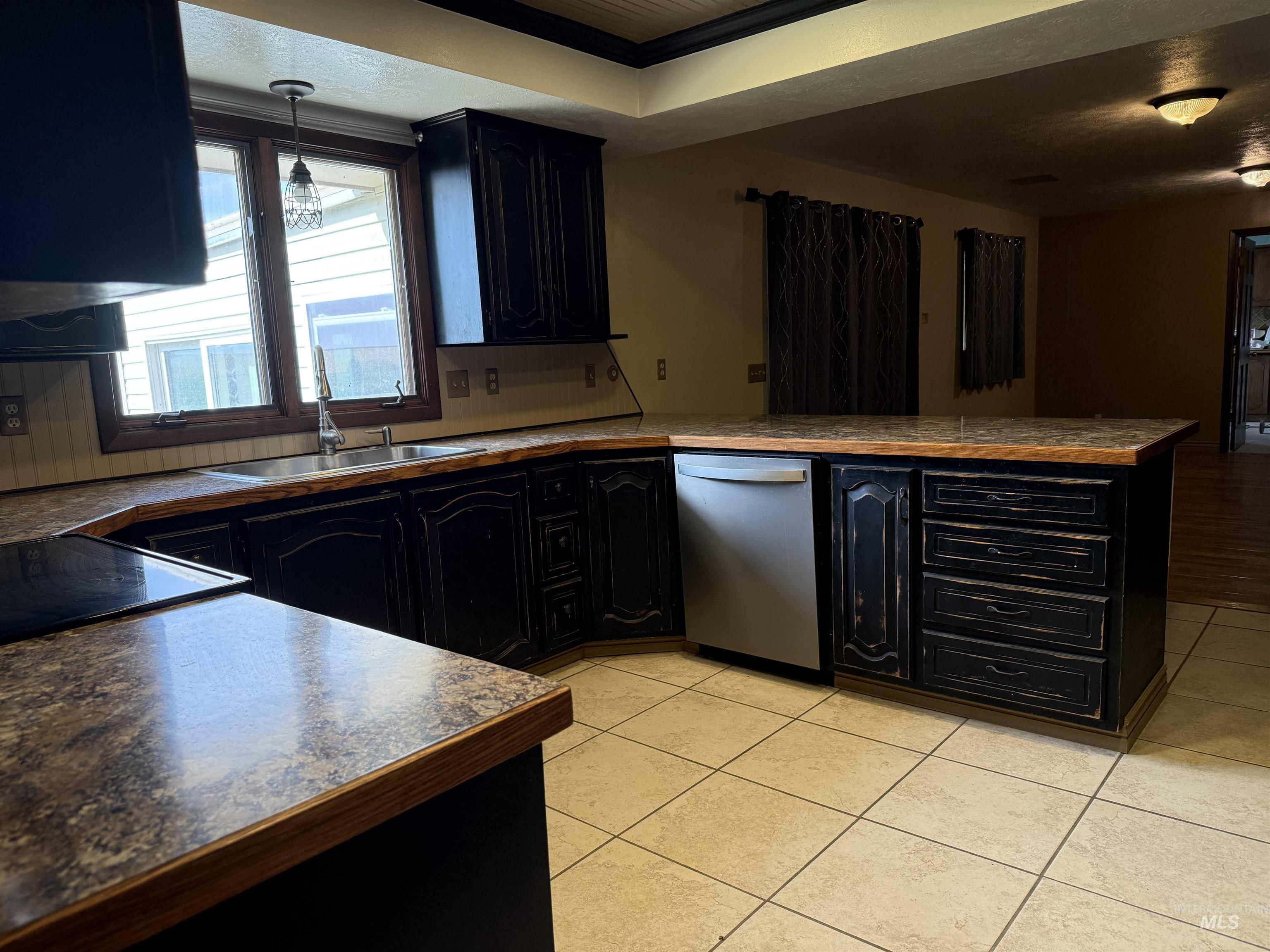 288 S 123 W, Burley, Idaho 83318, 5 Bedrooms, 3.5 Bathrooms, Residential For Sale, Price $649,500,MLS 98997151