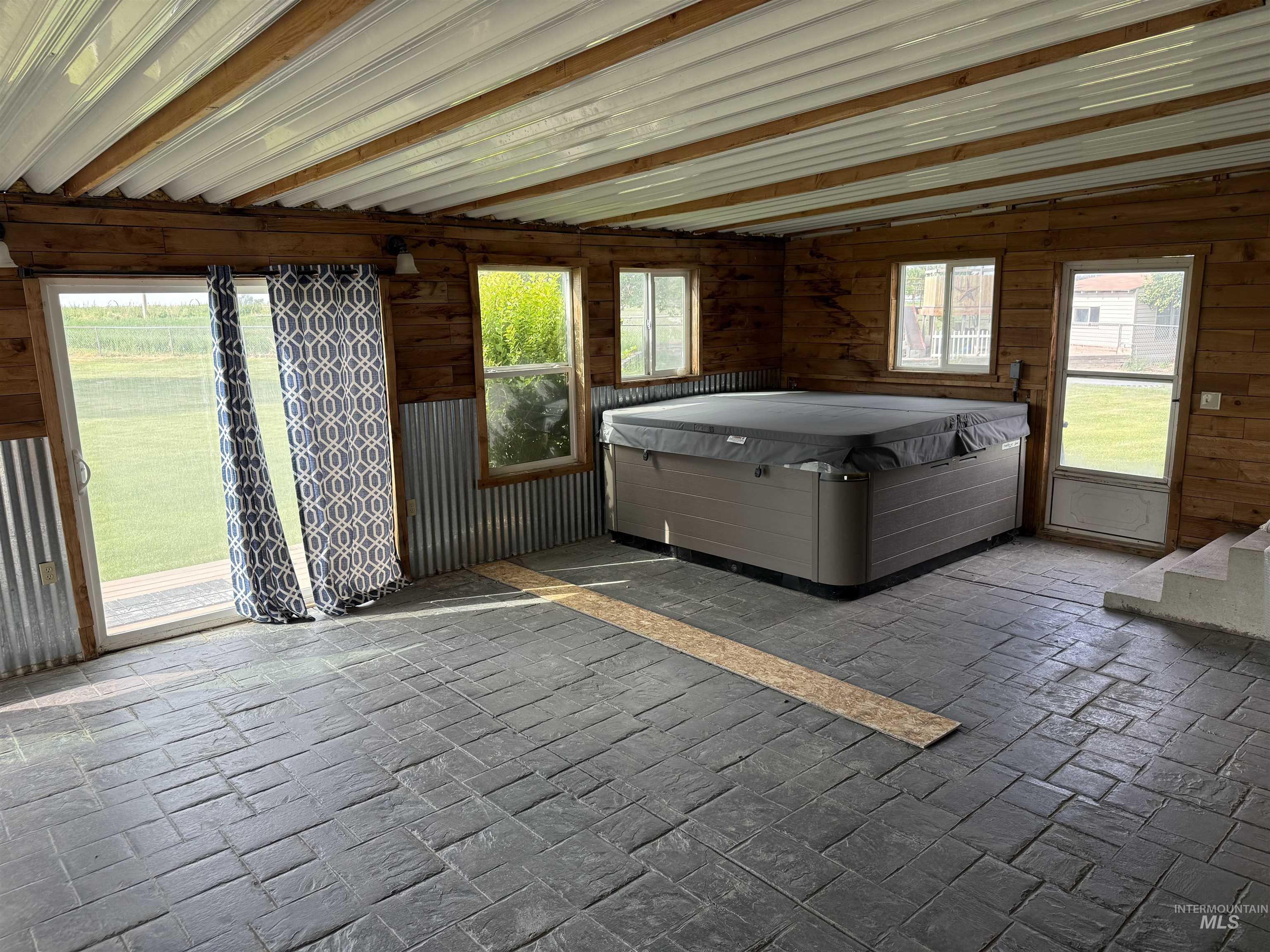 288 S 123 W, Burley, Idaho 83318, 5 Bedrooms, 3.5 Bathrooms, Residential For Sale, Price $649,500,MLS 98997151