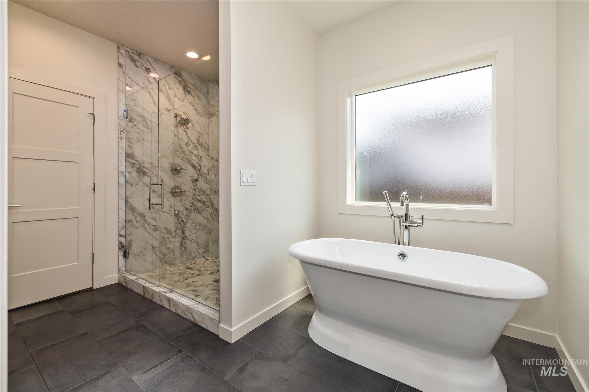 3276 N Fire Flower Ave, Star, Idaho 83669, 4 Bedrooms, 2.5 Bathrooms, Residential For Sale, Price $800,000, 98997153