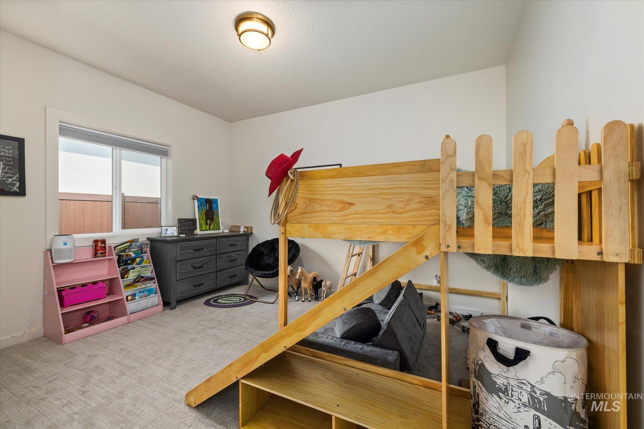 3276 N Fire Flower Ave, Star, Idaho 83669, 4 Bedrooms, 2.5 Bathrooms, Residential For Sale, Price $800,000, 98997153