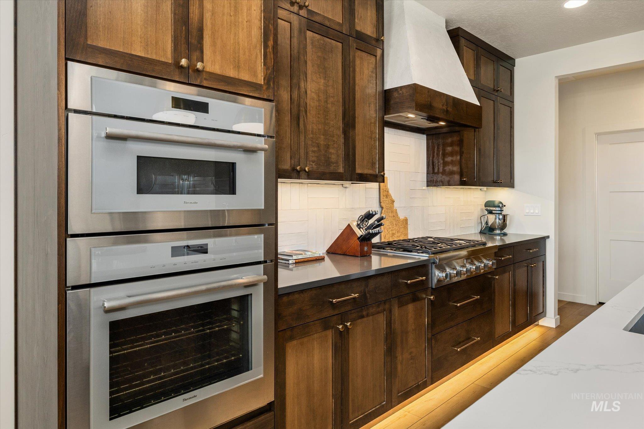 3276 N Fire Flower Ave, Star, Idaho 83669, 4 Bedrooms, 2.5 Bathrooms, Residential For Sale, Price $800,000, 98997153