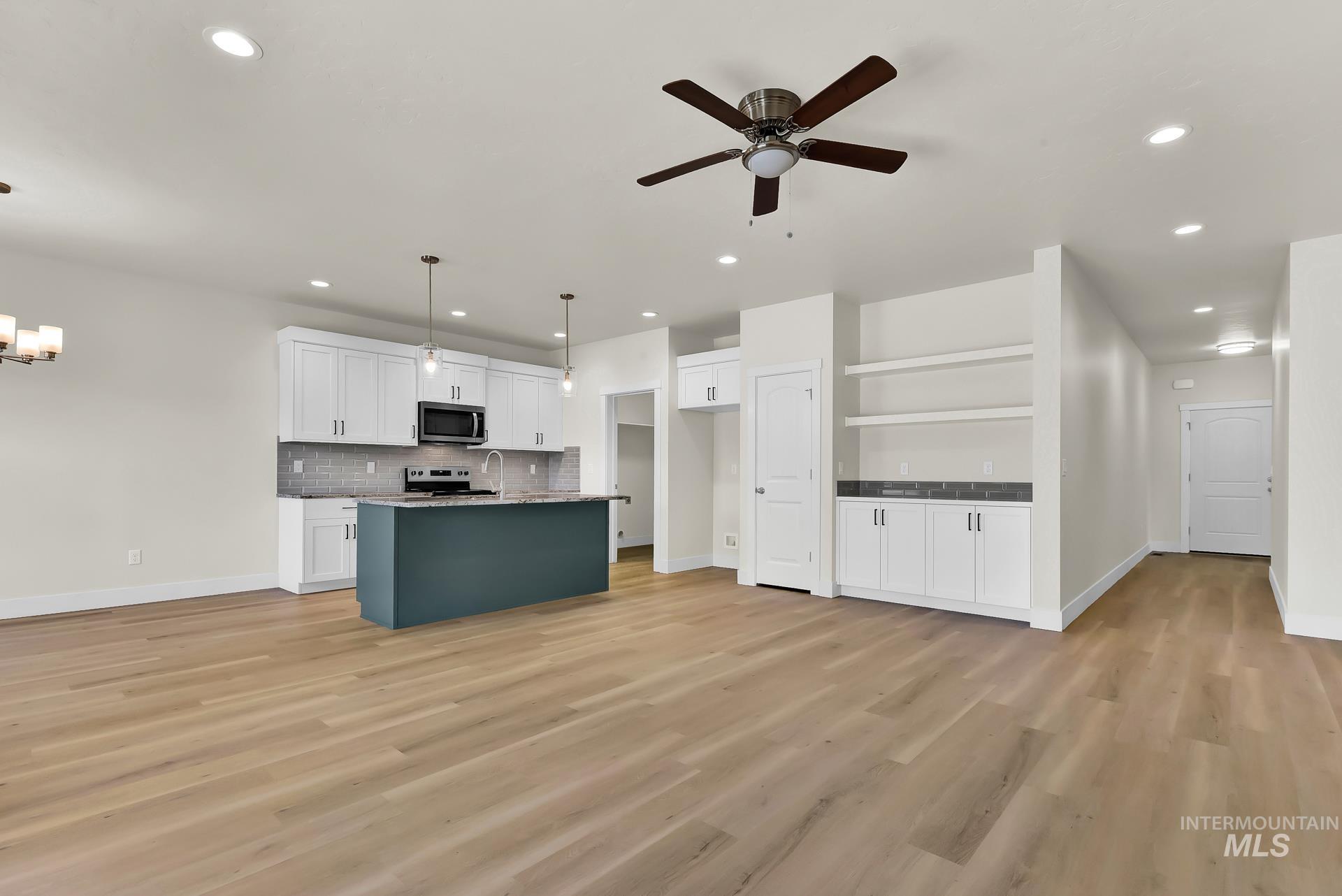917 Sierra St, Vale, Oregon 97918, 3 Bedrooms, 2 Bathrooms, Residential For Sale, Price $345,000,MLS 98997156