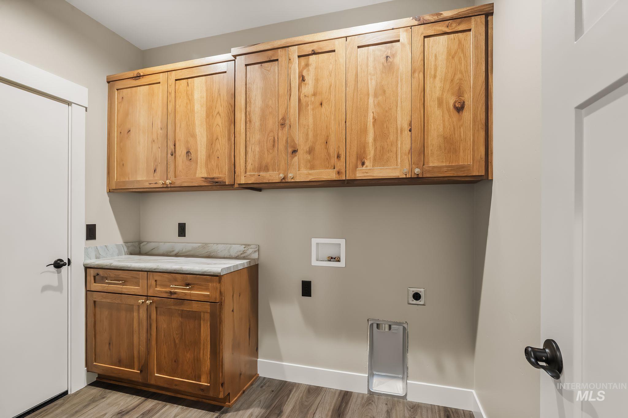 1685 Bennett Hill Drive, Clarkston, Washington 99403, 2 Bedrooms, 2 Bathrooms, Residential For Sale, Price $475,000,MLS 98997157