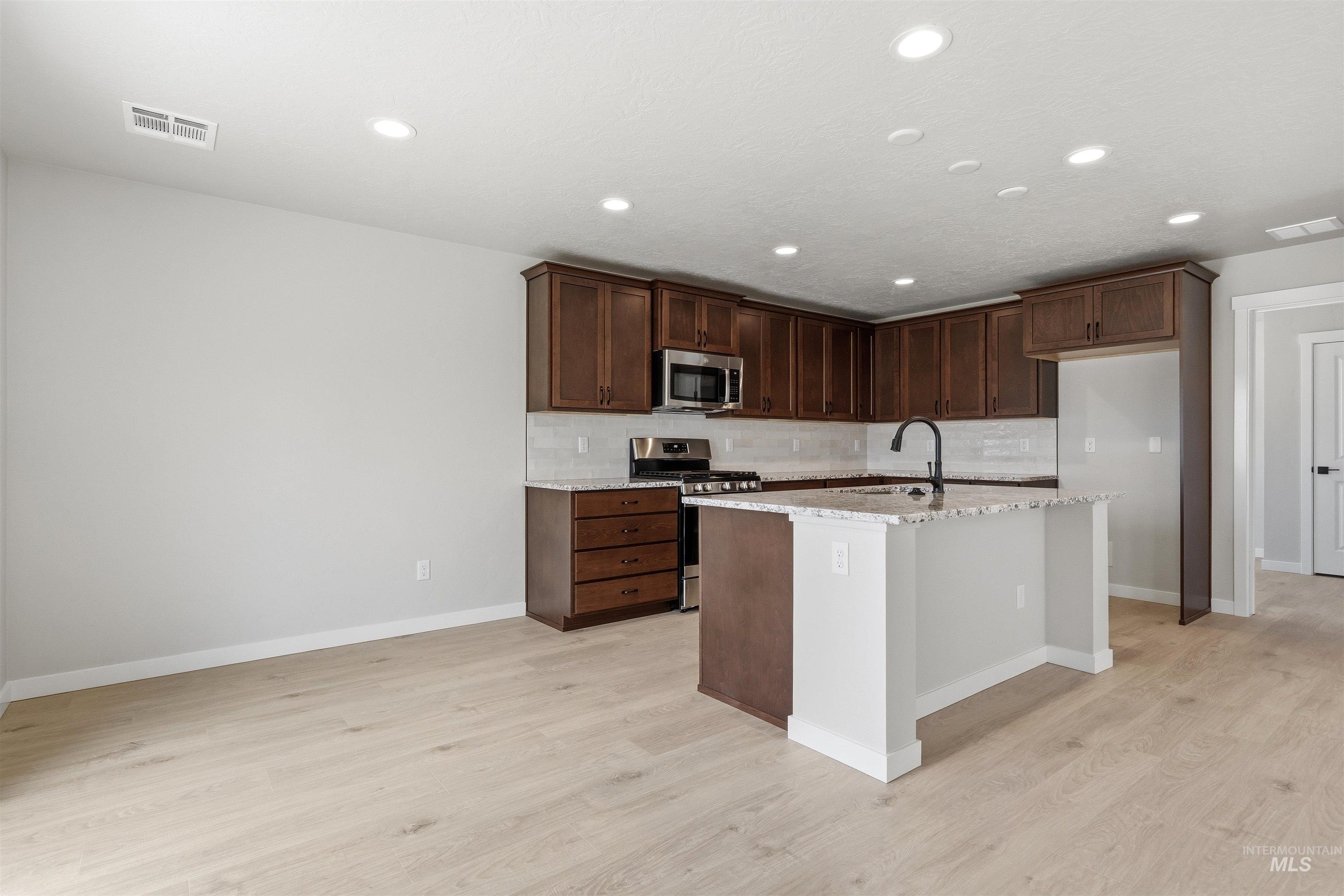 3434 W Caddisfly St, Kuna, Idaho 83634, 3 Bedrooms, 2.5 Bathrooms, Residential For Sale, Price $494,990,MLS 98997158
