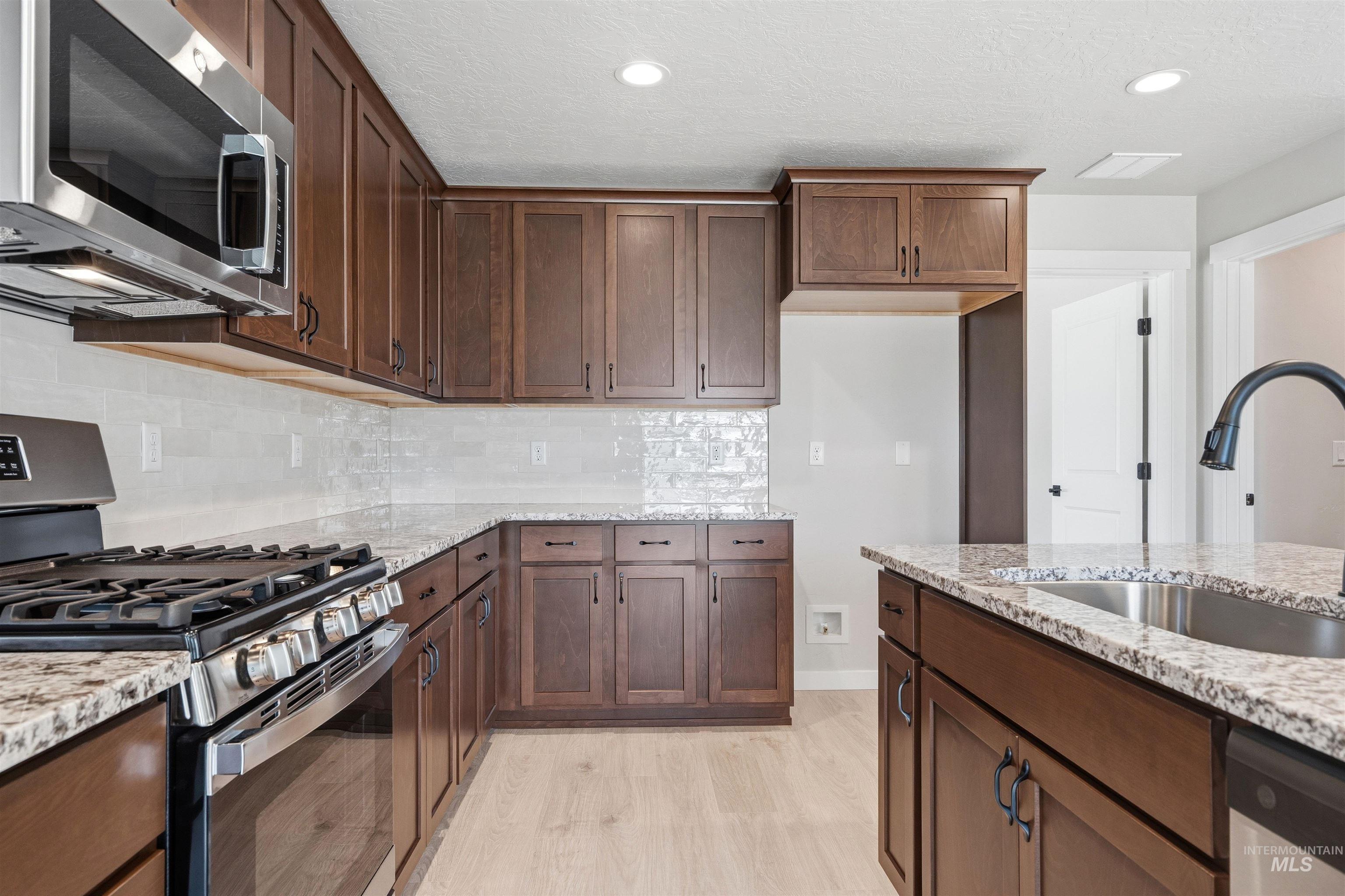 3434 W Caddisfly St, Kuna, Idaho 83634, 3 Bedrooms, 2.5 Bathrooms, Residential For Sale, Price $494,990,MLS 98997158