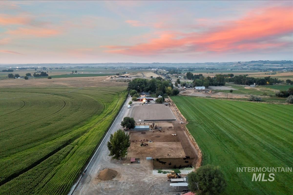 6750 Gold Buckle Way, Marsing, Idaho 83639, 4 Bedrooms, 2 Bathrooms, Residential For Sale, Price $1,575,000,MLS 98997160