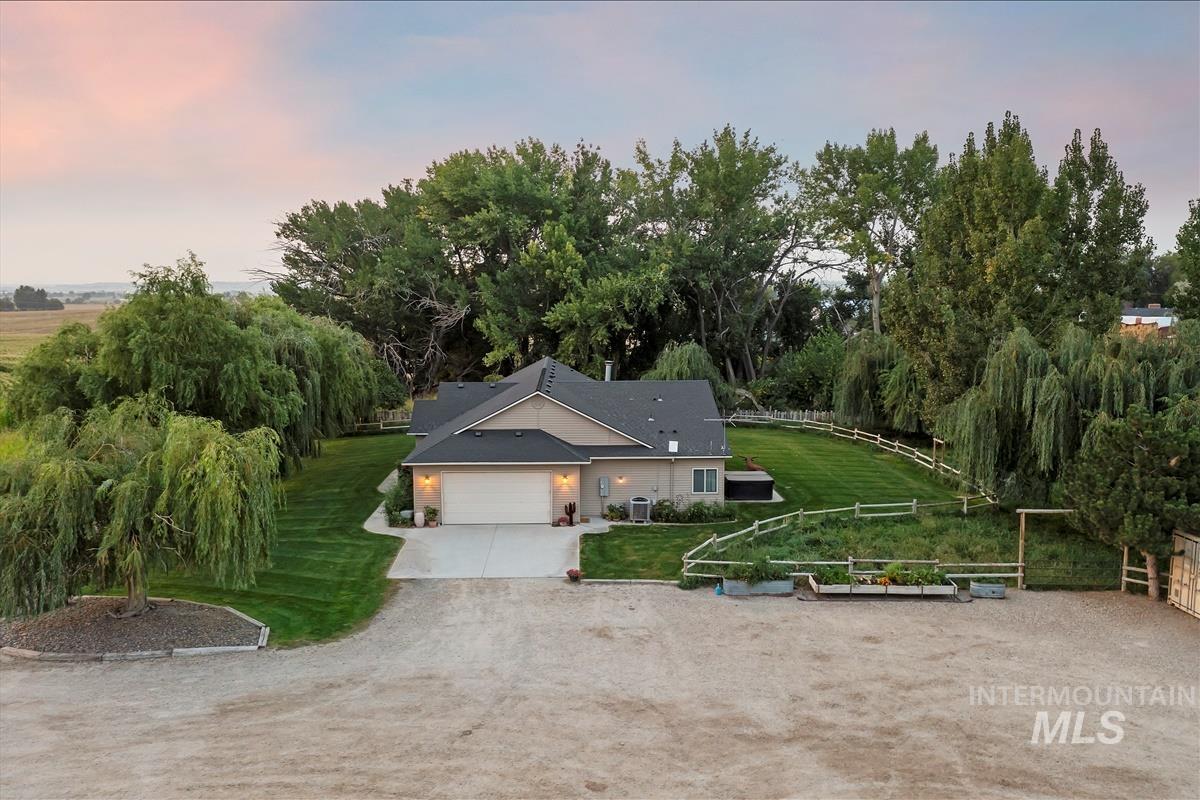 6750 Gold Buckle Way, Marsing, Idaho 83639, 4 Bedrooms, 2 Bathrooms, Residential For Sale, Price $1,575,000,MLS 98997160
