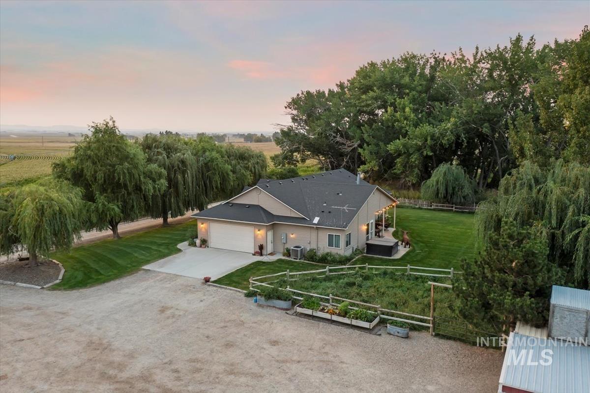 6750 Gold Buckle Way, Marsing, Idaho 83639, 4 Bedrooms, 2 Bathrooms, Residential For Sale, Price $1,575,000,MLS 98997160