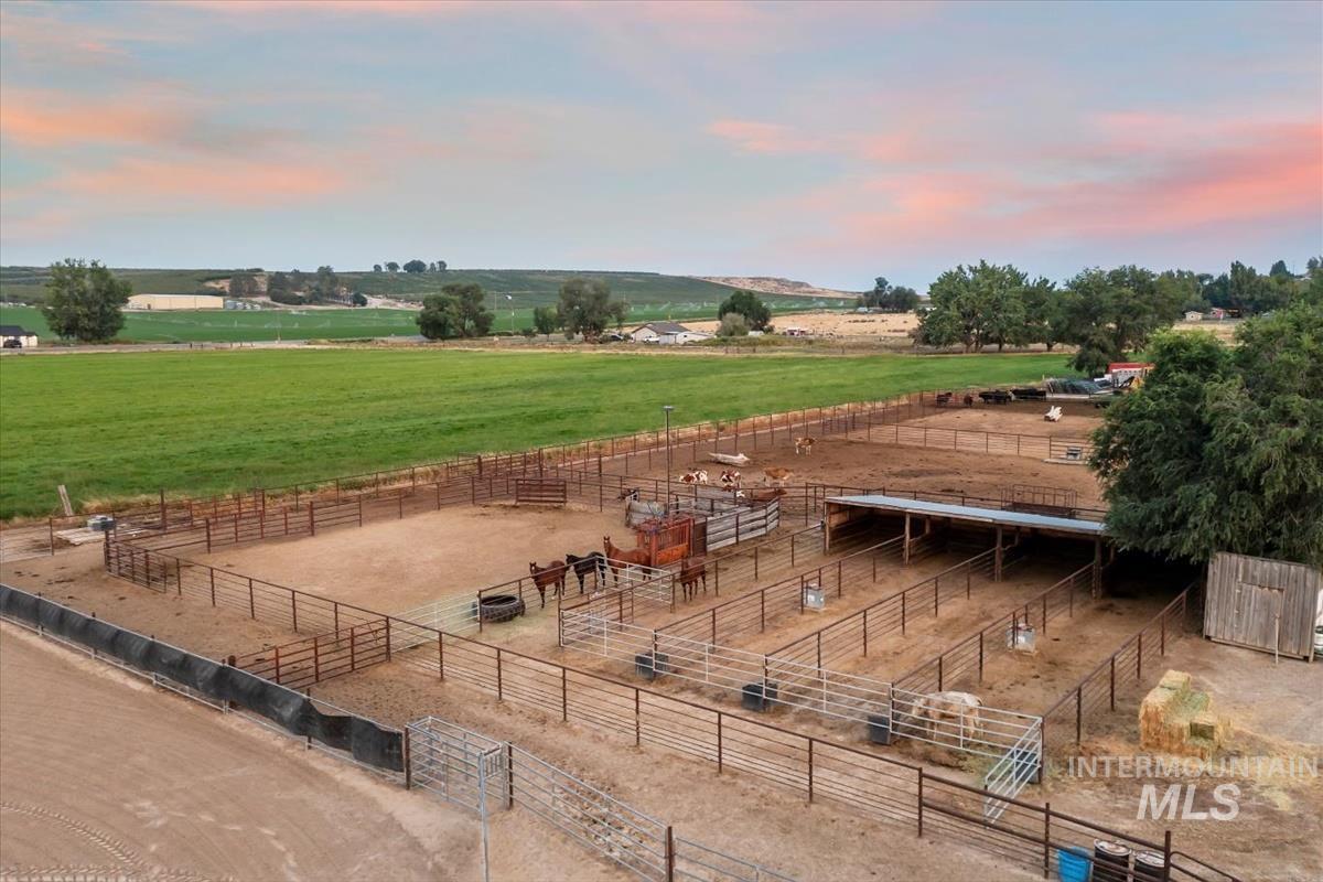 6750 Gold Buckle Way, Marsing, Idaho 83639, 4 Bedrooms, 2 Bathrooms, Residential For Sale, Price $1,575,000,MLS 98997160