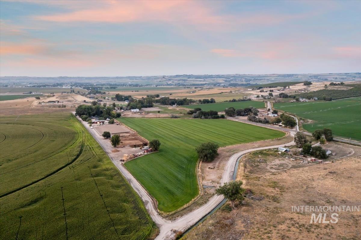 6750 Gold Buckle Way, Marsing, Idaho 83639, 4 Bedrooms, 2 Bathrooms, Residential For Sale, Price $1,575,000,MLS 98997160