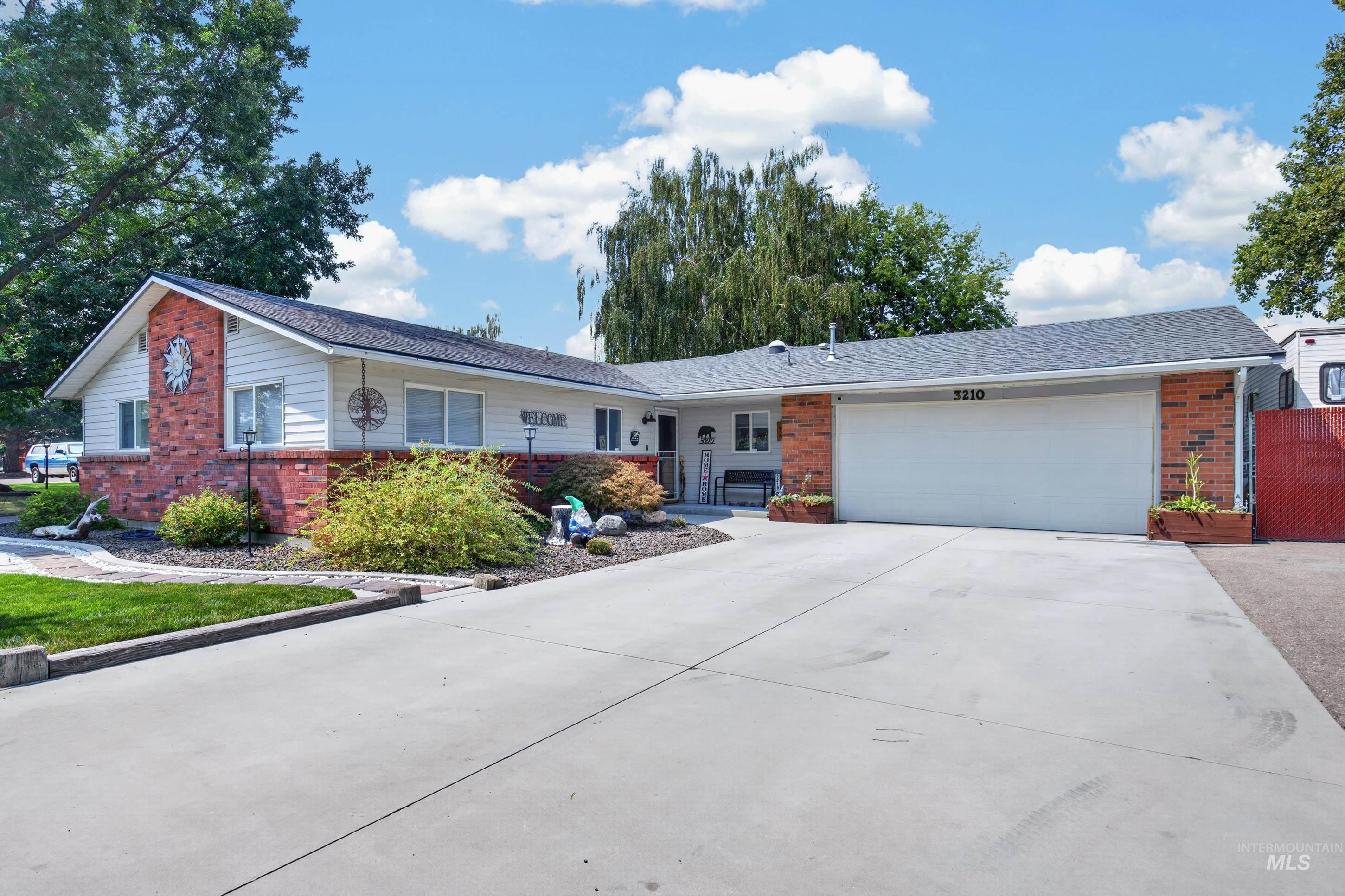 3210 Wisconsin Ave, Caldwell, Idaho 83605, 3 Bedrooms, 2 Bathrooms, Residential For Sale, Price $419,900,MLS 98997161