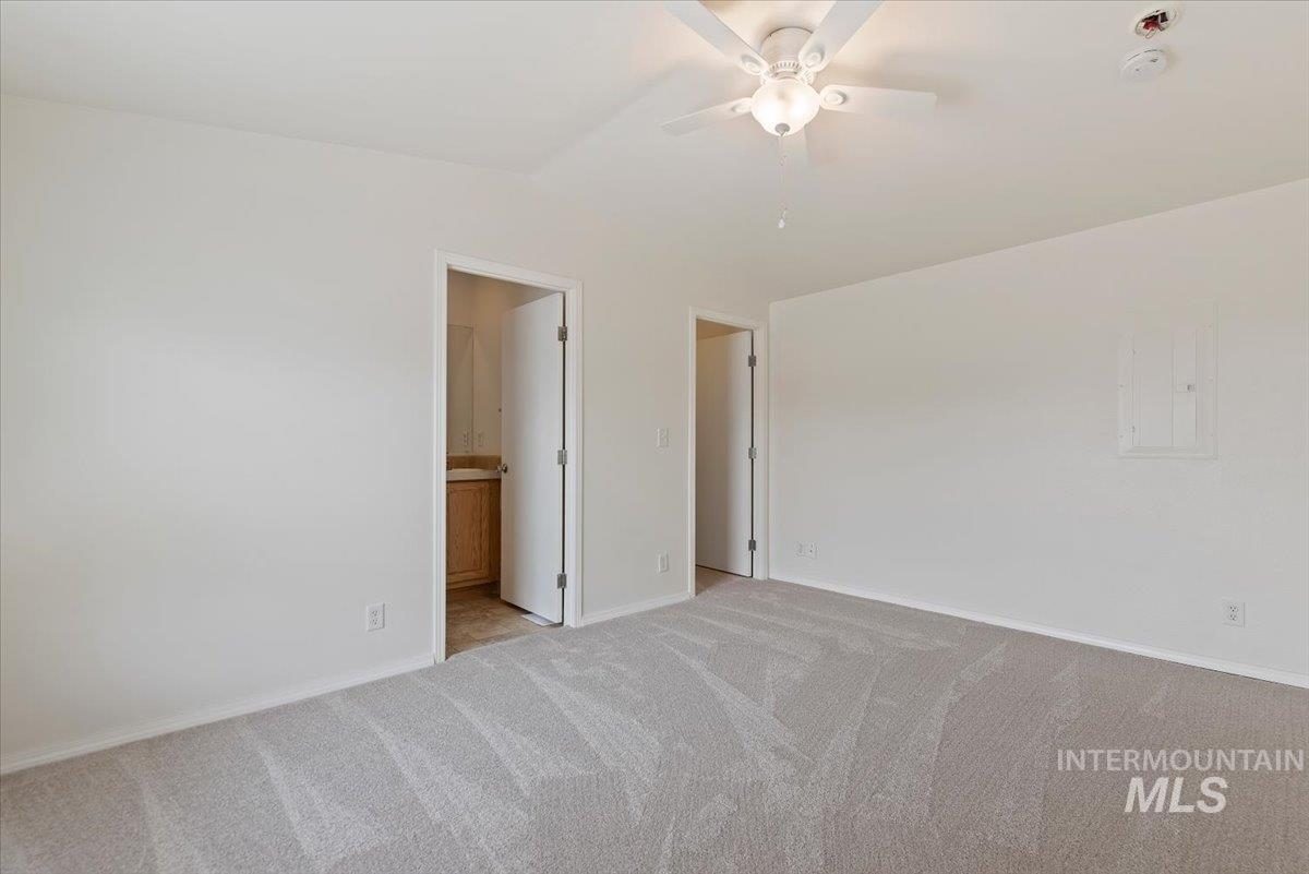 700 E Fairview, Meridian, Idaho 83642, 2 Bedrooms, 2 Bathrooms, Residential For Sale, Price $99,900,MLS 98997162