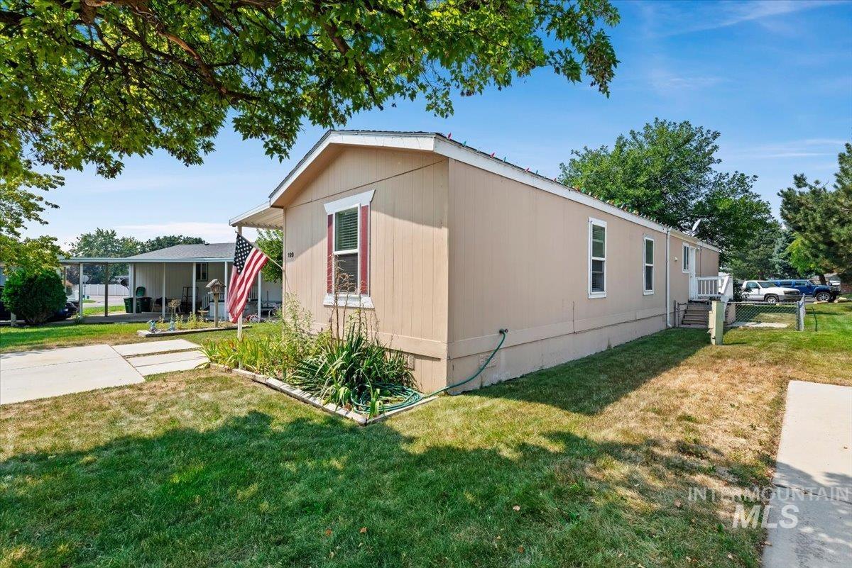700 E Fairview, Meridian, Idaho 83642, 2 Bedrooms, 2 Bathrooms, Residential For Sale, Price $99,900,MLS 98997162