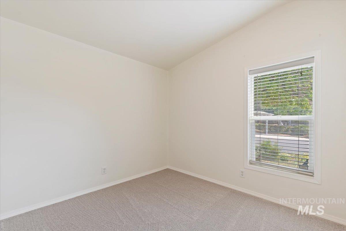 700 E Fairview, Meridian, Idaho 83642, 2 Bedrooms, 2 Bathrooms, Residential For Sale, Price $99,900,MLS 98997162