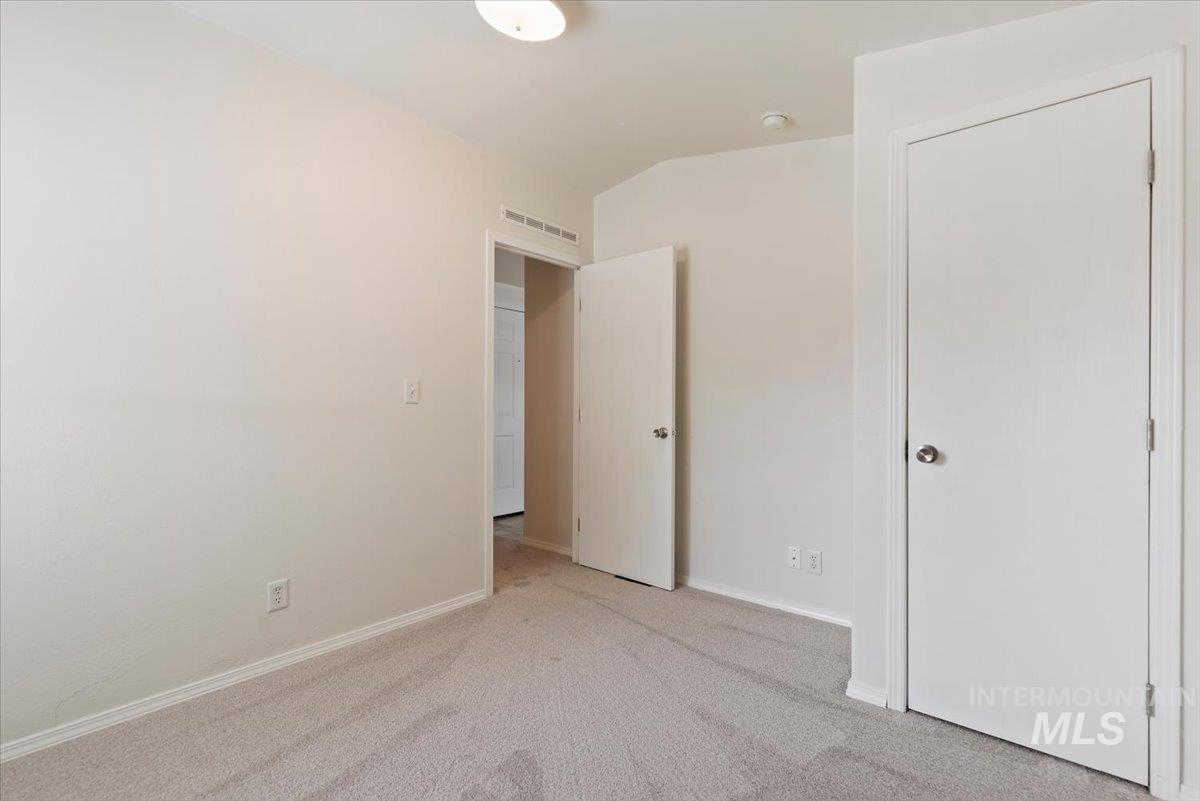 700 E Fairview, Meridian, Idaho 83642, 2 Bedrooms, 2 Bathrooms, Residential For Sale, Price $99,900,MLS 98997162