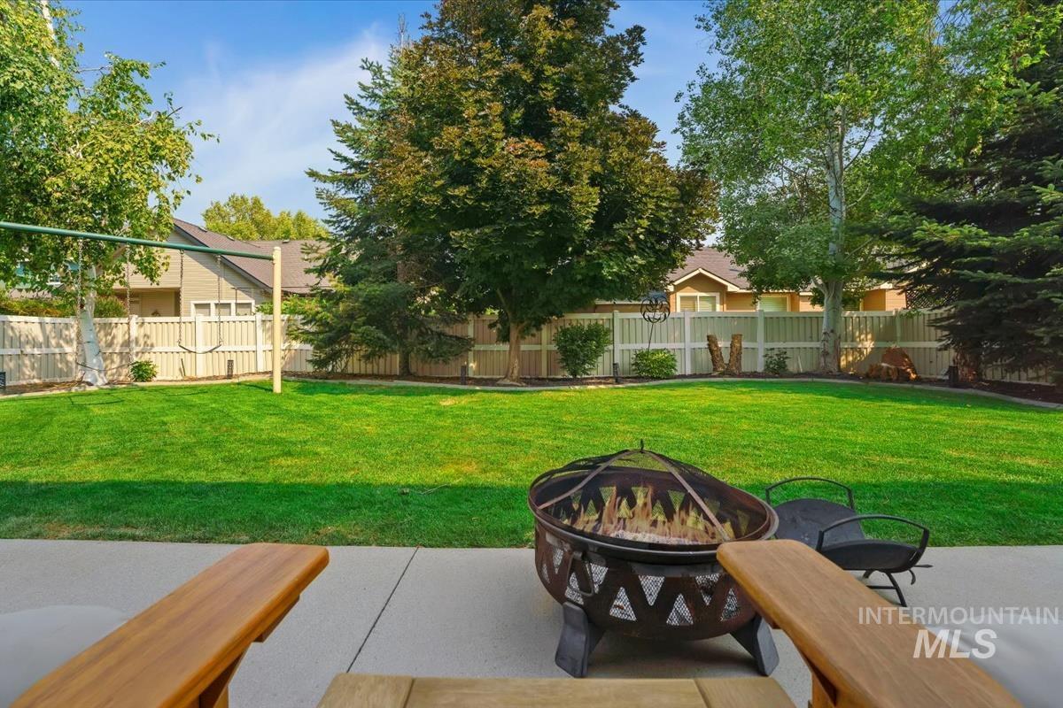 2882 S Groom Way, Meridian, Idaho 83642, 4 Bedrooms, 2.5 Bathrooms, Residential For Sale, Price $580,000,MLS 98997164