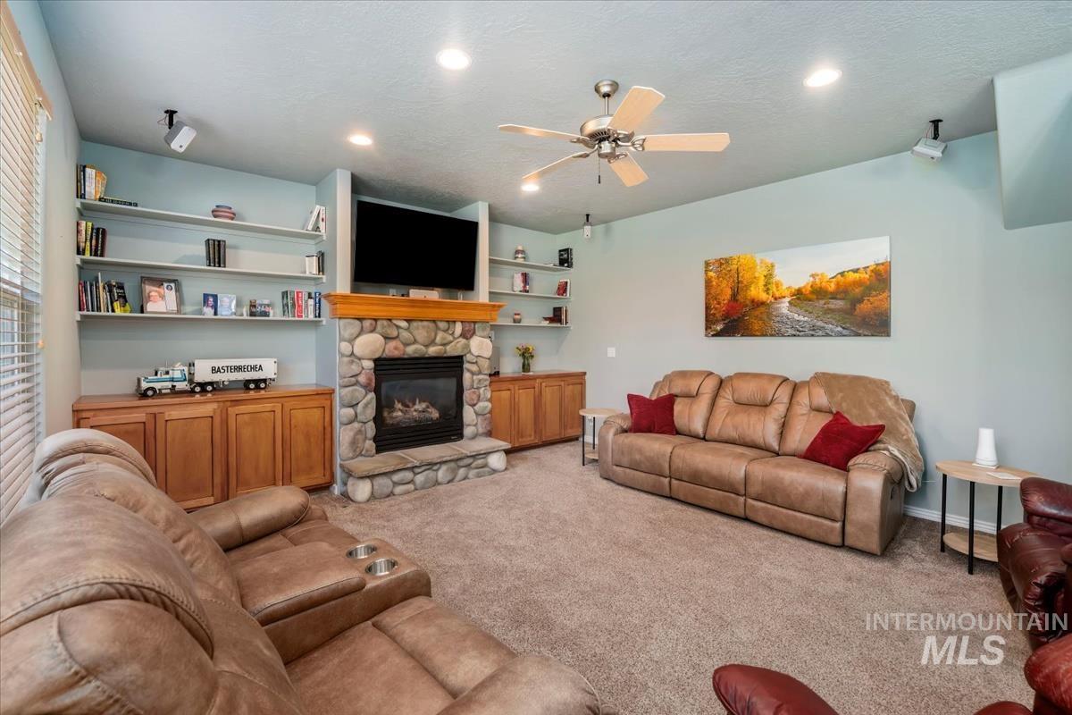 2882 S Groom Way, Meridian, Idaho 83642, 4 Bedrooms, 2.5 Bathrooms, Residential For Sale, Price $580,000,MLS 98997164
