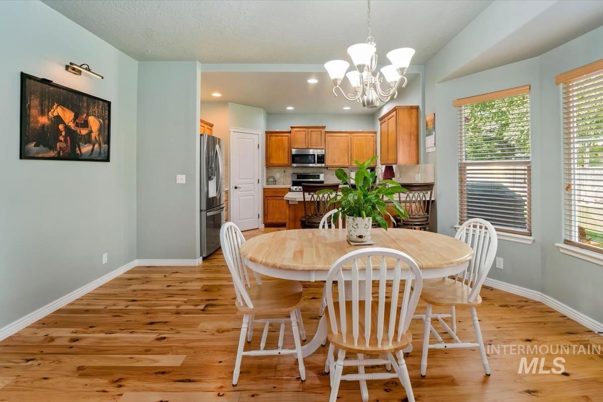 2882 S Groom Way, Meridian, Idaho 83642, 4 Bedrooms, 2.5 Bathrooms, Residential For Sale, Price $580,000,MLS 98997164