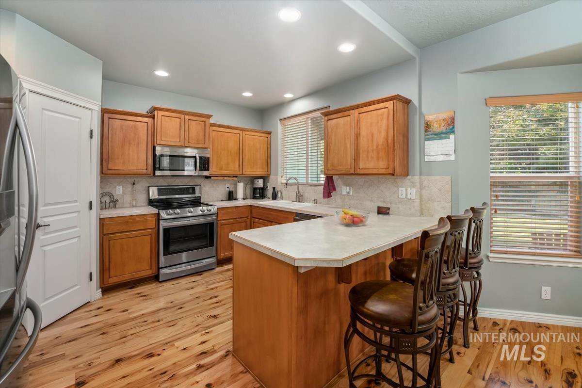 2882 S Groom Way, Meridian, Idaho 83642, 4 Bedrooms, 2.5 Bathrooms, Residential For Sale, Price $580,000,MLS 98997164