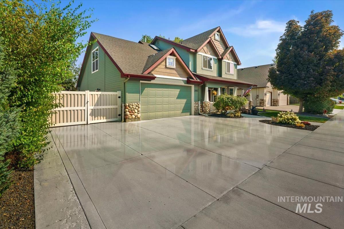 2882 S Groom Way, Meridian, Idaho 83642, 4 Bedrooms, 2.5 Bathrooms, Residential For Sale, Price $580,000,MLS 98997164