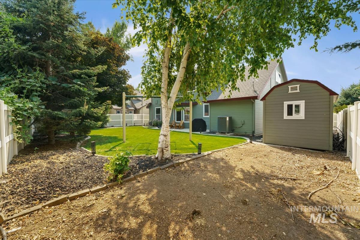 2882 S Groom Way, Meridian, Idaho 83642, 4 Bedrooms, 2.5 Bathrooms, Residential For Sale, Price $580,000,MLS 98997164