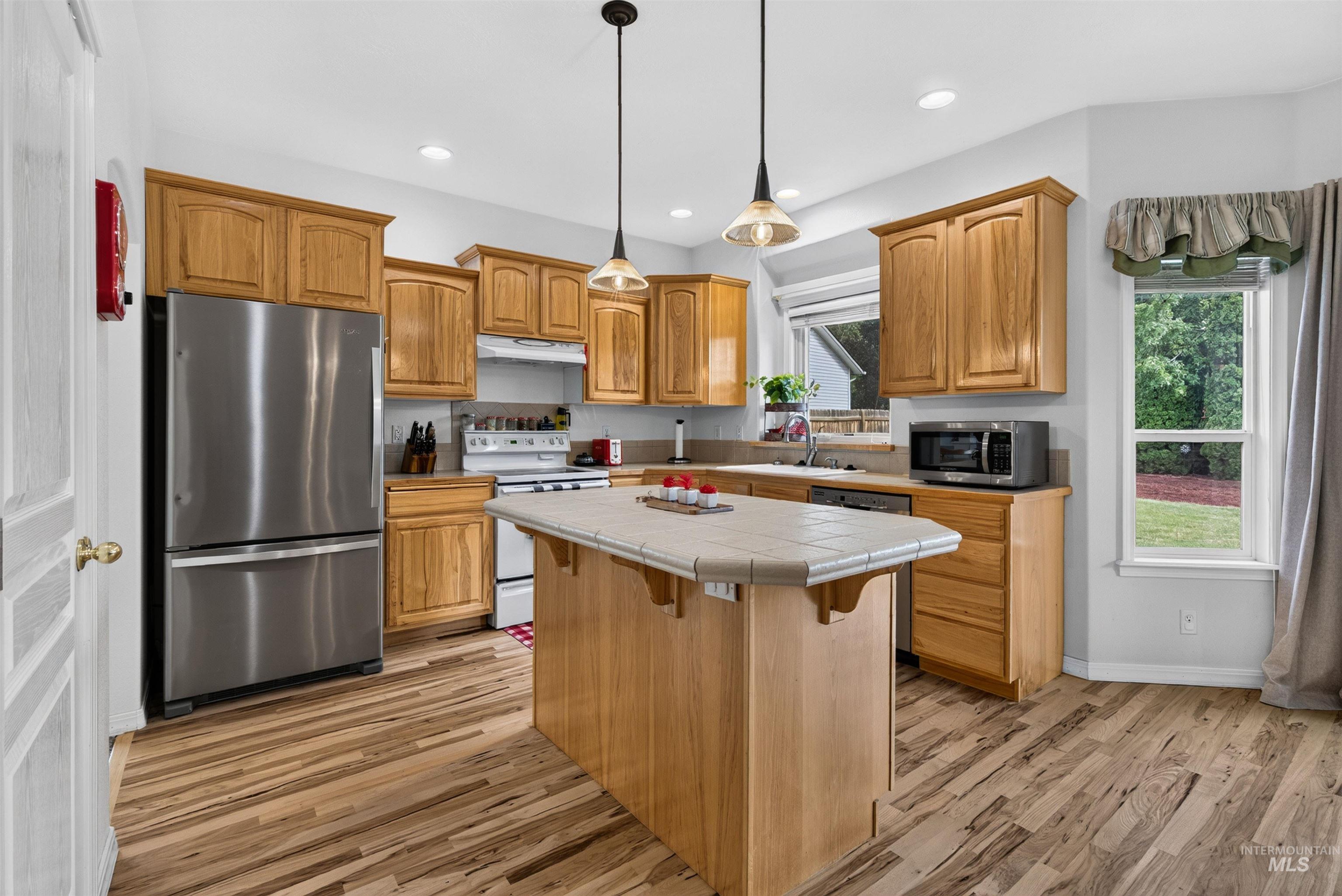9667 W Antietam Court, Boise, Idaho 83709, 3 Bedrooms, 2.5 Bathrooms, Residential For Sale, Price $535,537,MLS 98997171