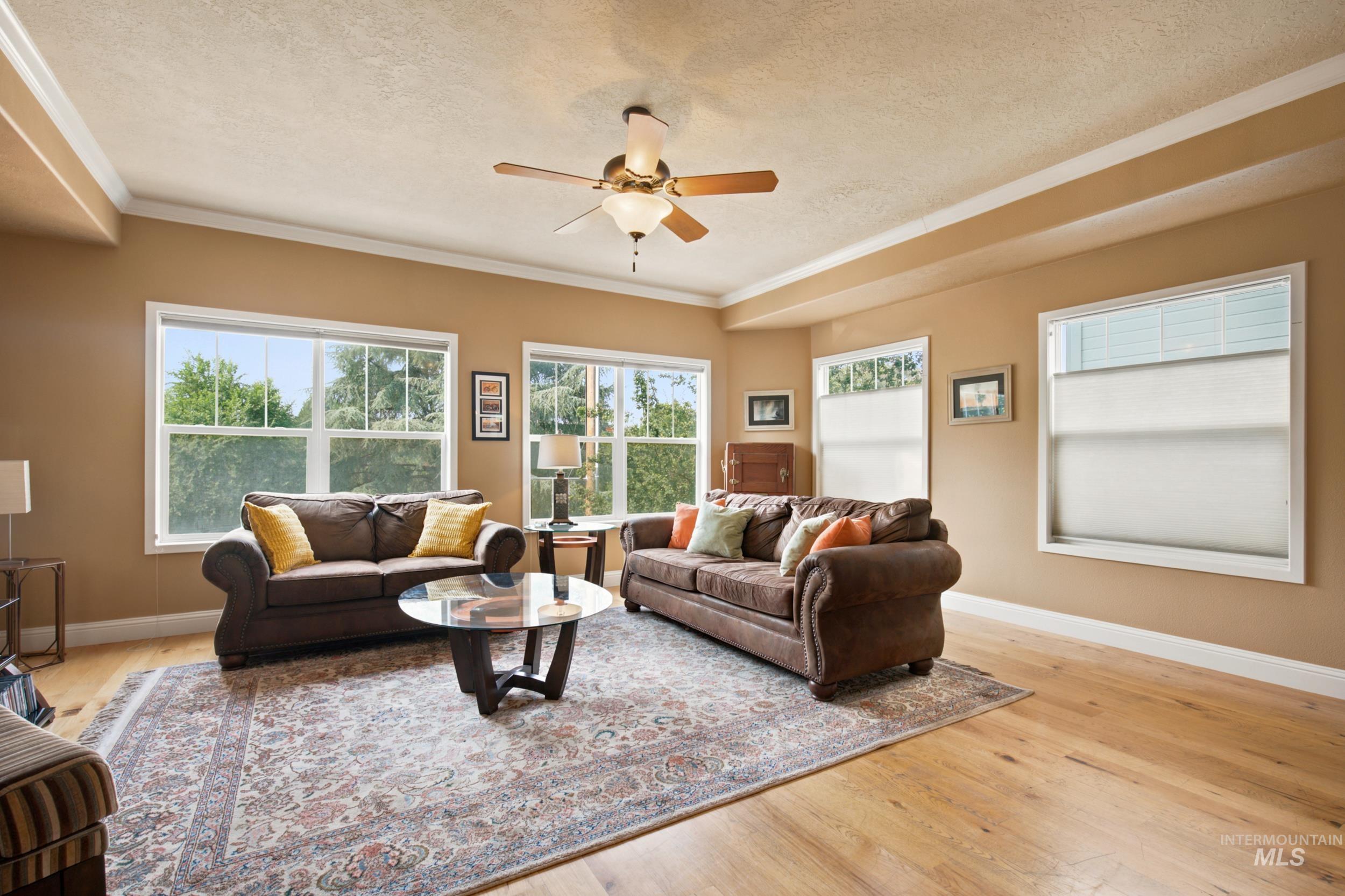 1433 E Hays St., Boise, Idaho 83712, 4 Bedrooms, 2.5 Bathrooms, Residential For Sale, Price $750,000,MLS 98997173