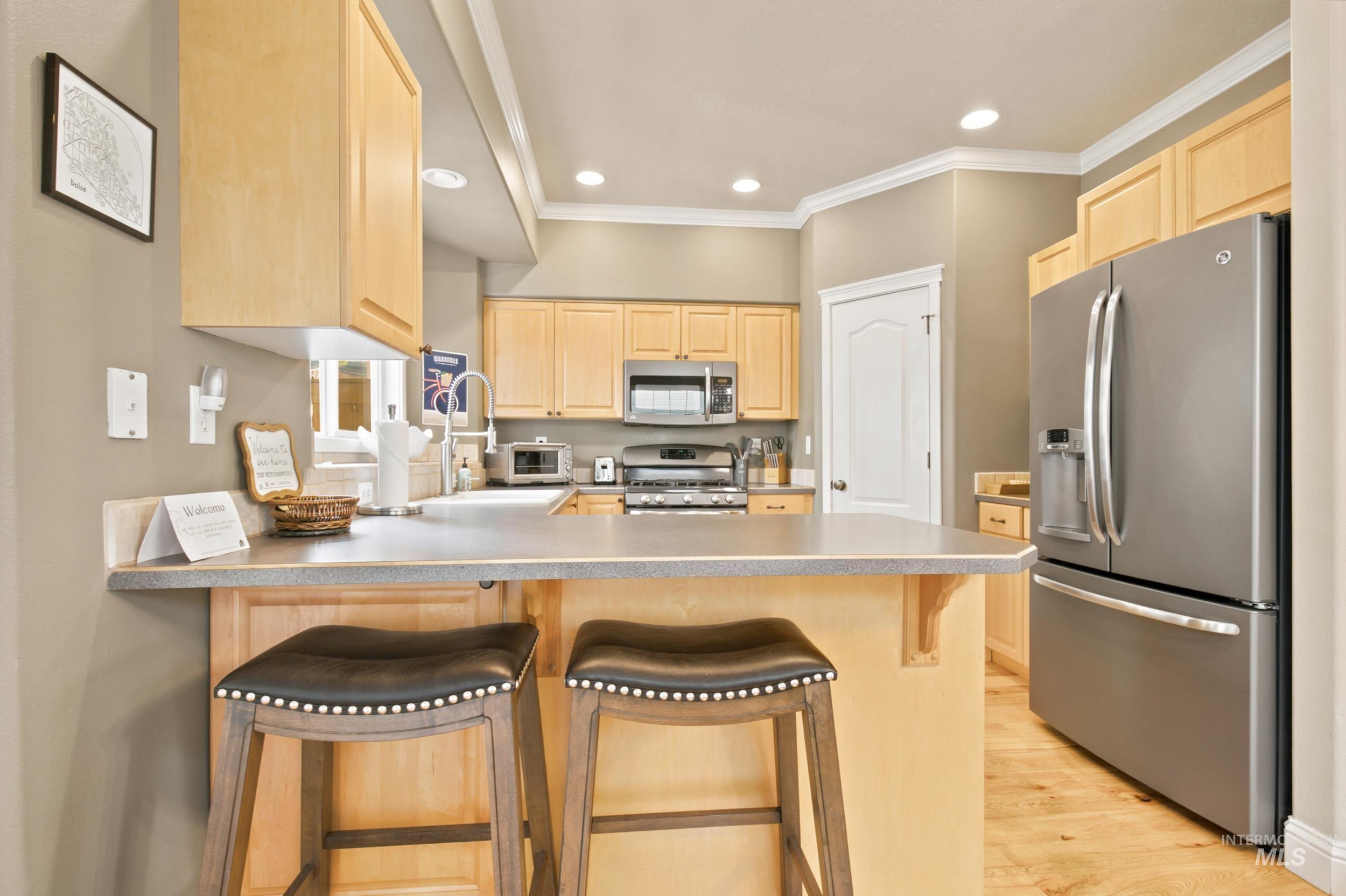 1433 E Hays St., Boise, Idaho 83712, 4 Bedrooms, 2.5 Bathrooms, Residential For Sale, Price $750,000,MLS 98997173