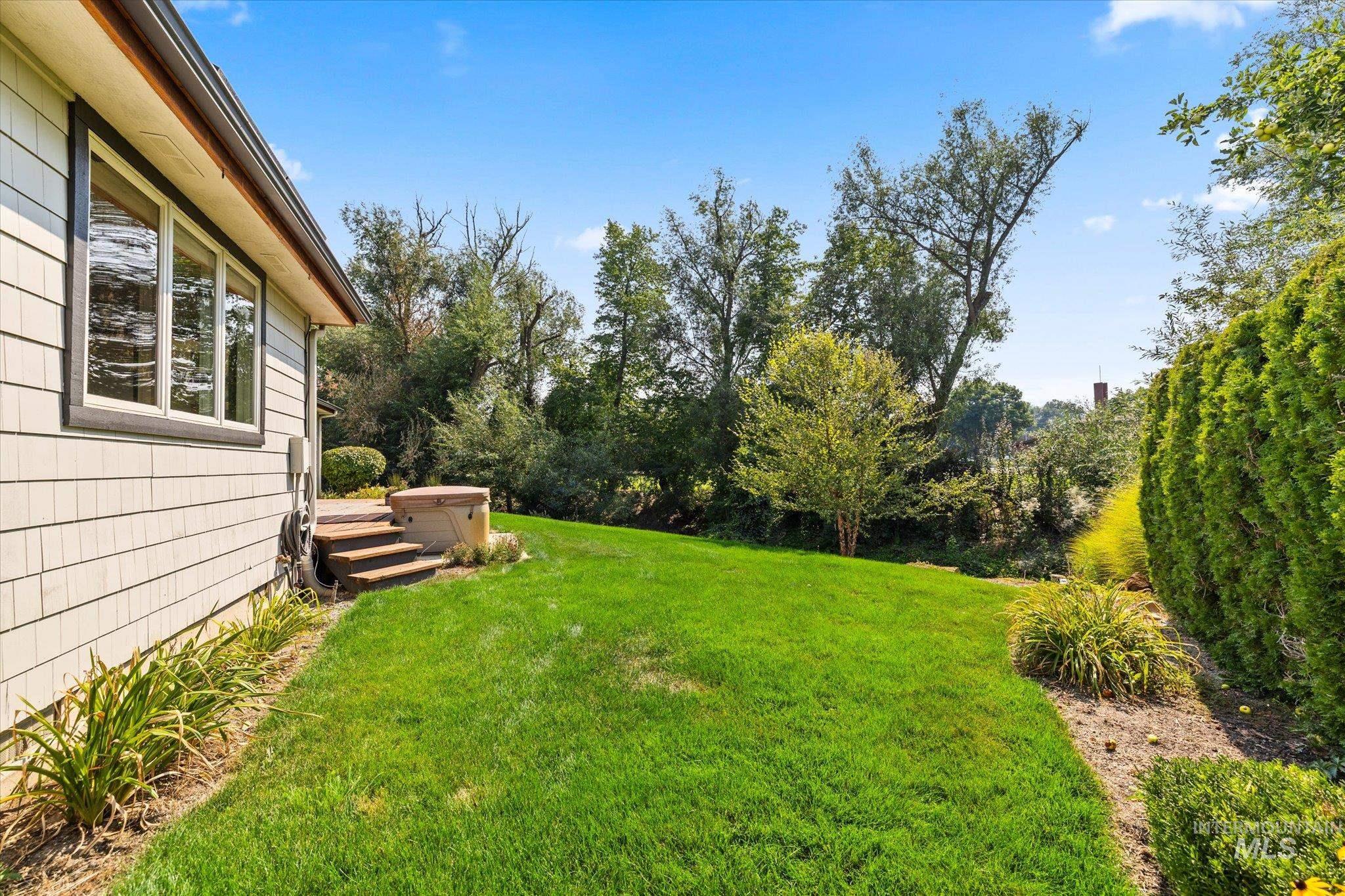 5810 W Castle Drive, Boise, Idaho 83703, 3 Bedrooms, 2 Bathrooms, Residential For Sale, Price $899,000,MLS 98997177
