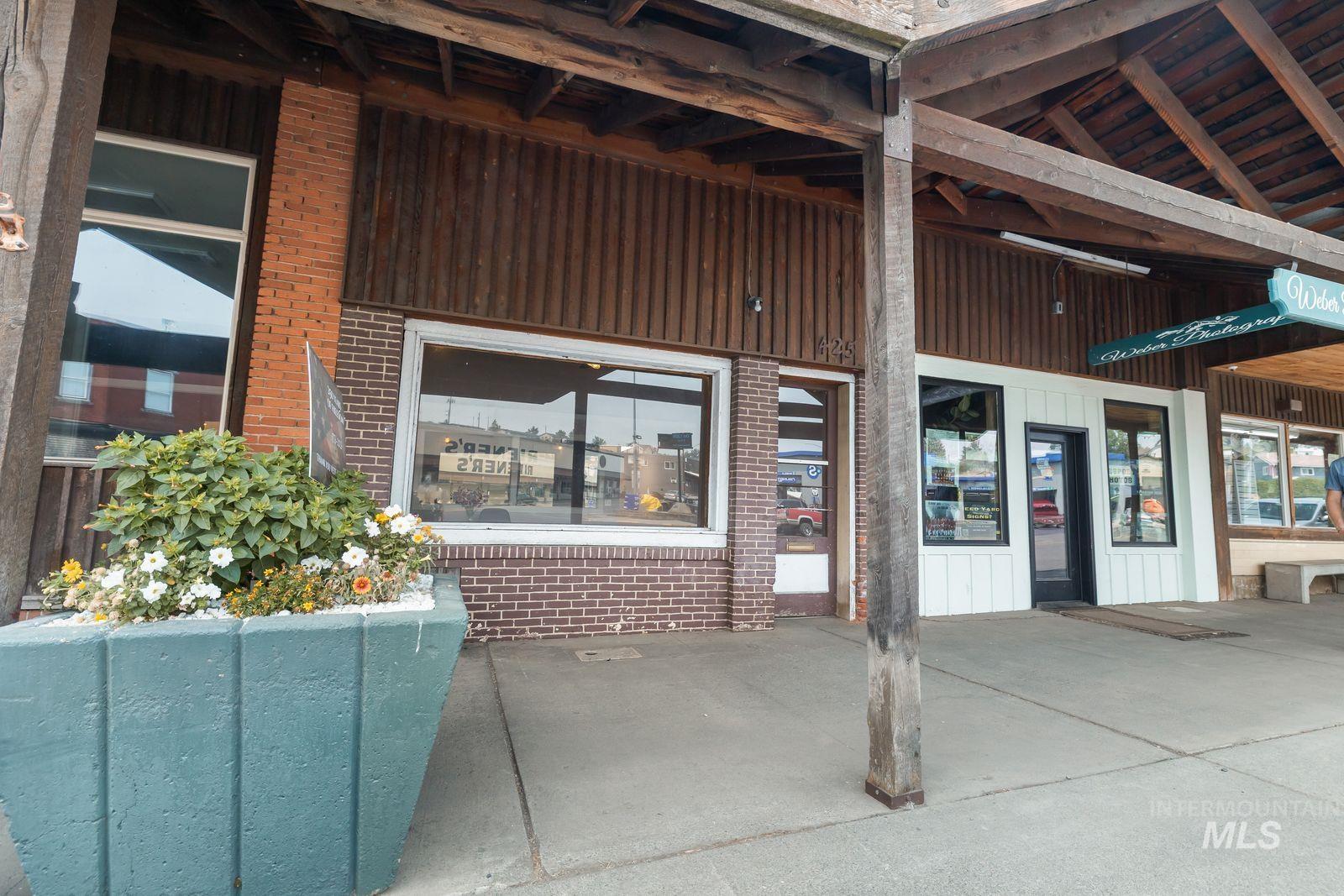 425 Main St, CottonWood, Idaho 83522, Business/Commercial For Sale, Price $114,900,MLS 98997178