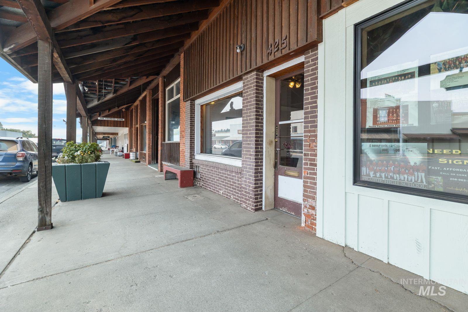 425 Main St, CottonWood, Idaho 83522, Business/Commercial For Sale, Price $114,900,MLS 98997178