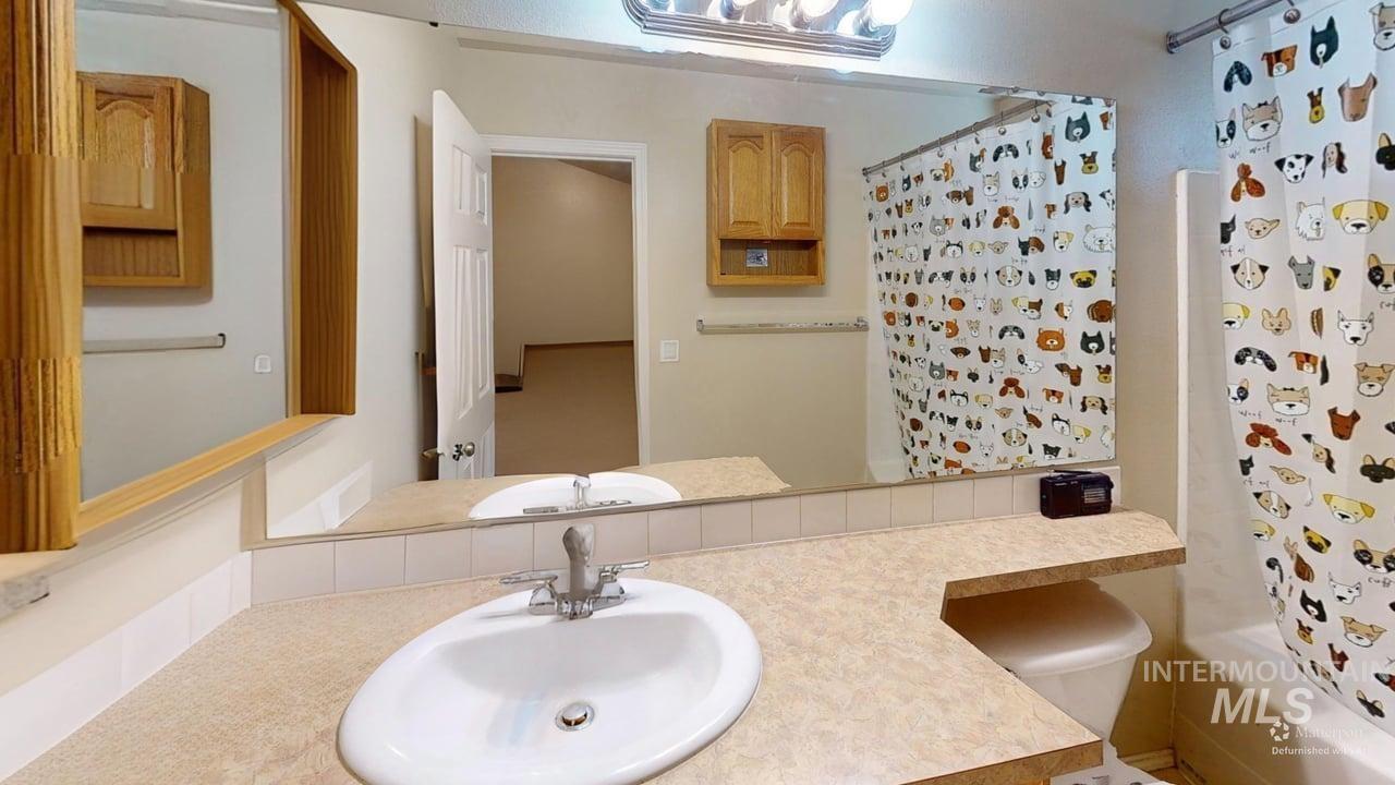 16609 Old Friendship Way, Caldwell, Idaho 83605, 4 Bedrooms, 2 Bathrooms, Residential For Sale, Price $335,000,MLS 98997180