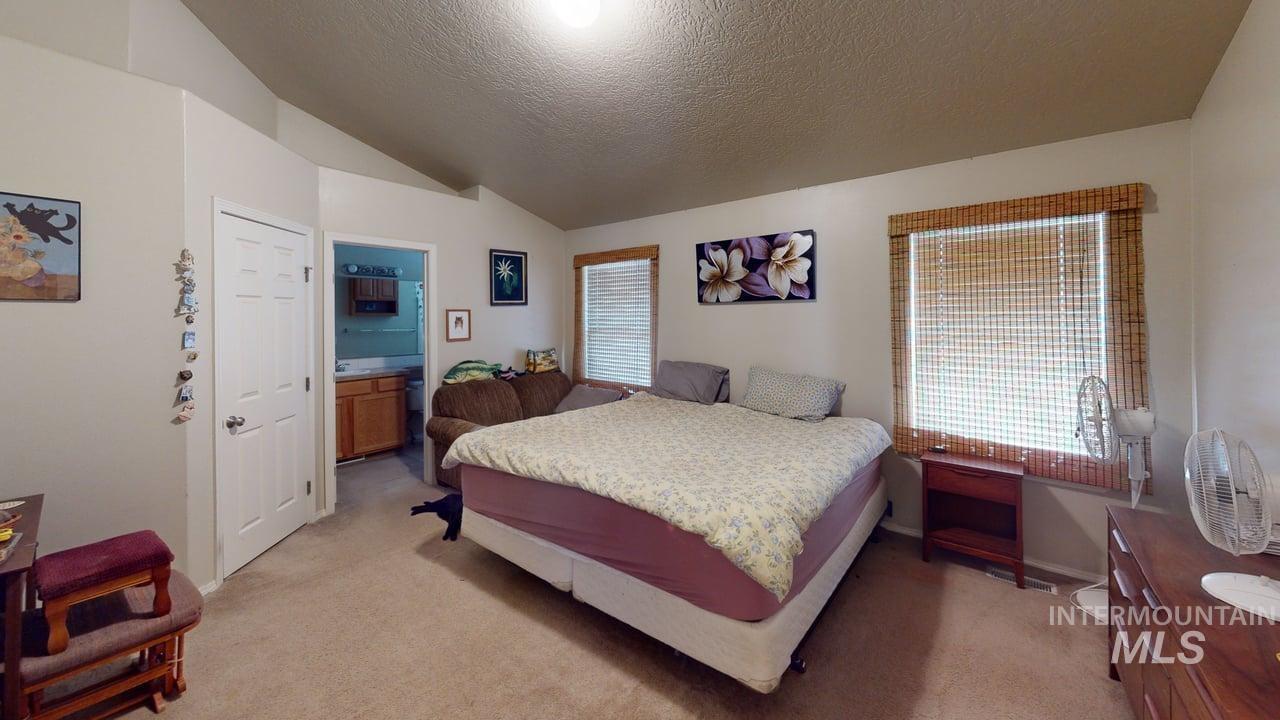 16609 Old Friendship Way, Caldwell, Idaho 83605, 4 Bedrooms, 2 Bathrooms, Residential For Sale, Price $335,000,MLS 98997180