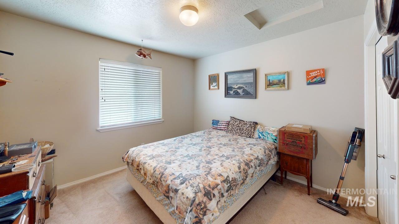 16609 Old Friendship Way, Caldwell, Idaho 83605, 4 Bedrooms, 2 Bathrooms, Residential For Sale, Price $335,000,MLS 98997180