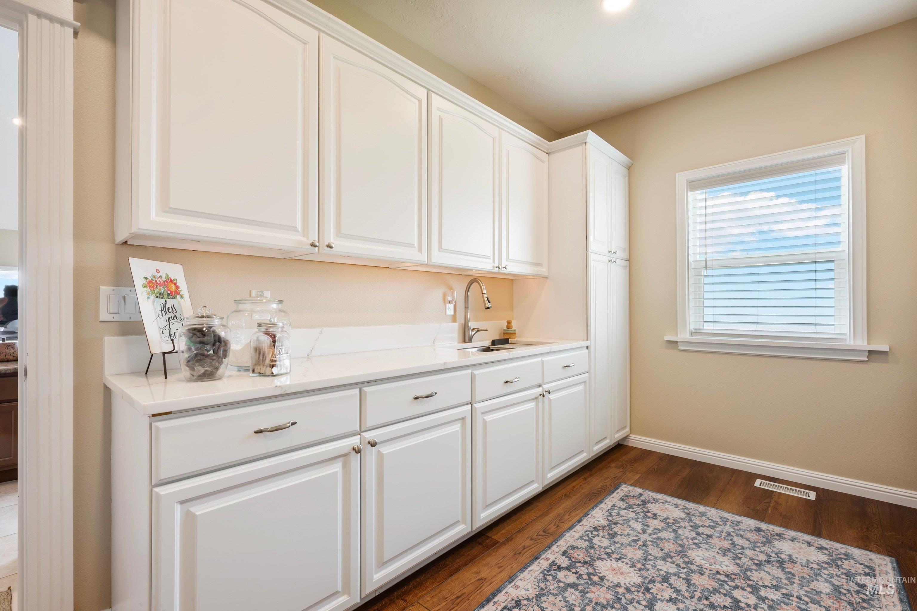 23250 Graphic Ln, Wilder, Idaho 83676, 4 Bedrooms, 3.5 Bathrooms, Residential For Sale, Price $1,525,000,MLS 98997182