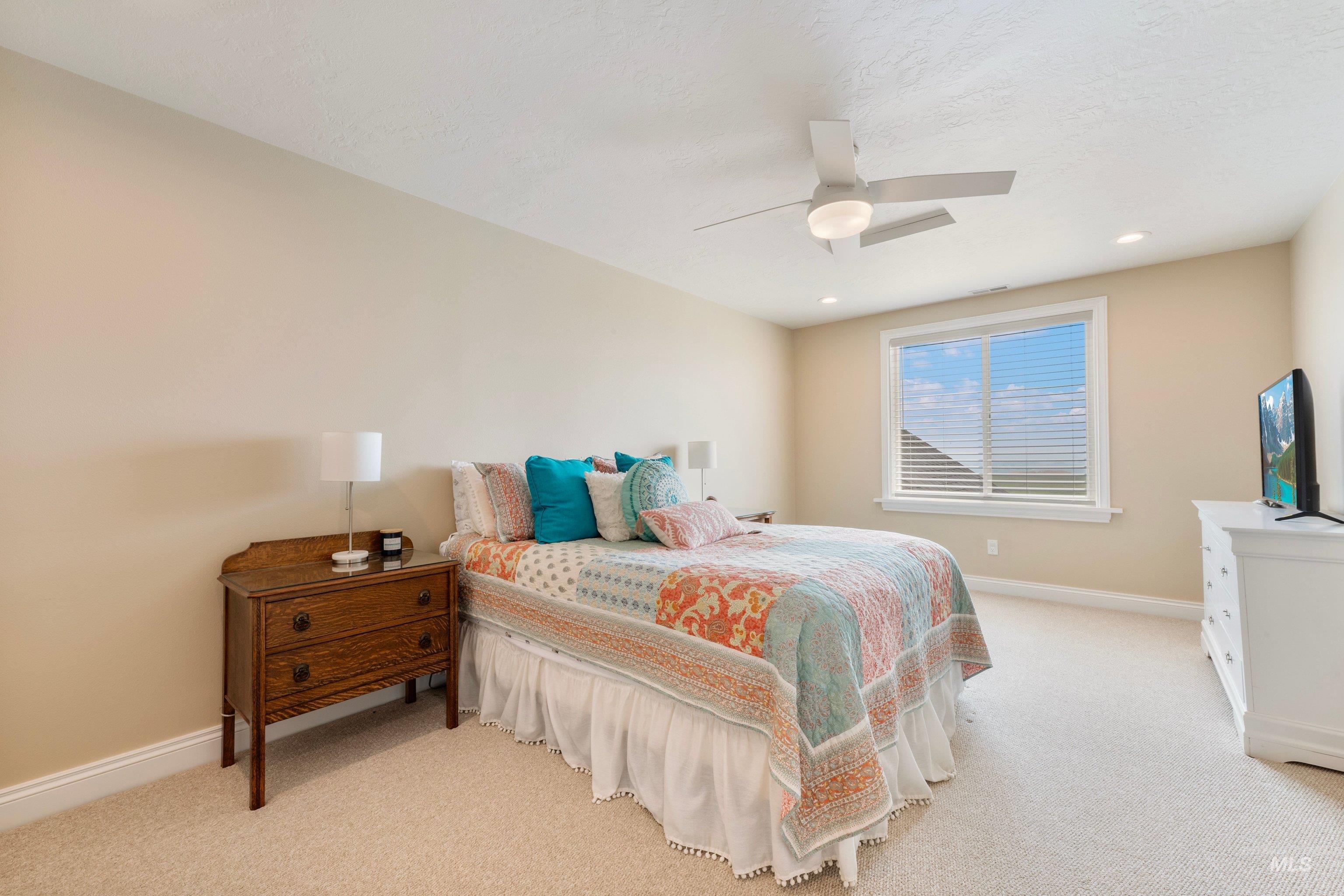 23250 Graphic Ln, Wilder, Idaho 83676, 4 Bedrooms, 3.5 Bathrooms, Residential For Sale, Price $1,525,000,MLS 98997182