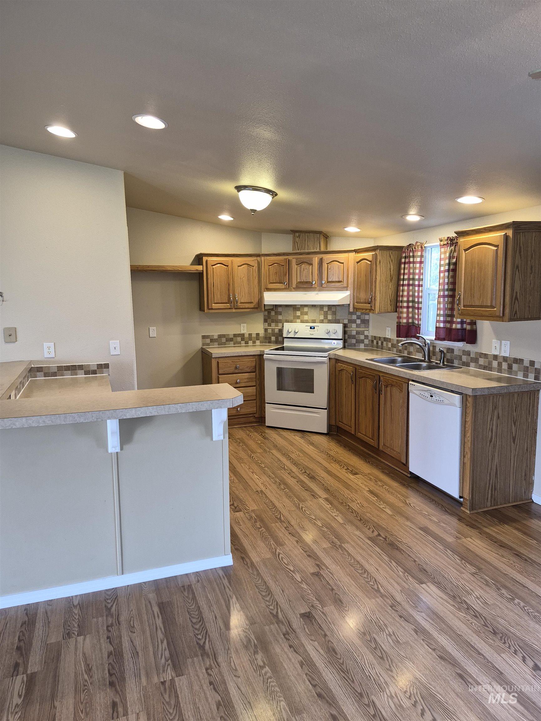1470 Windmere Dr, Mountain Home, Idaho 83647, 4 Bedrooms, 2 Bathrooms, Residential For Sale, Price $364,000,MLS 98997183