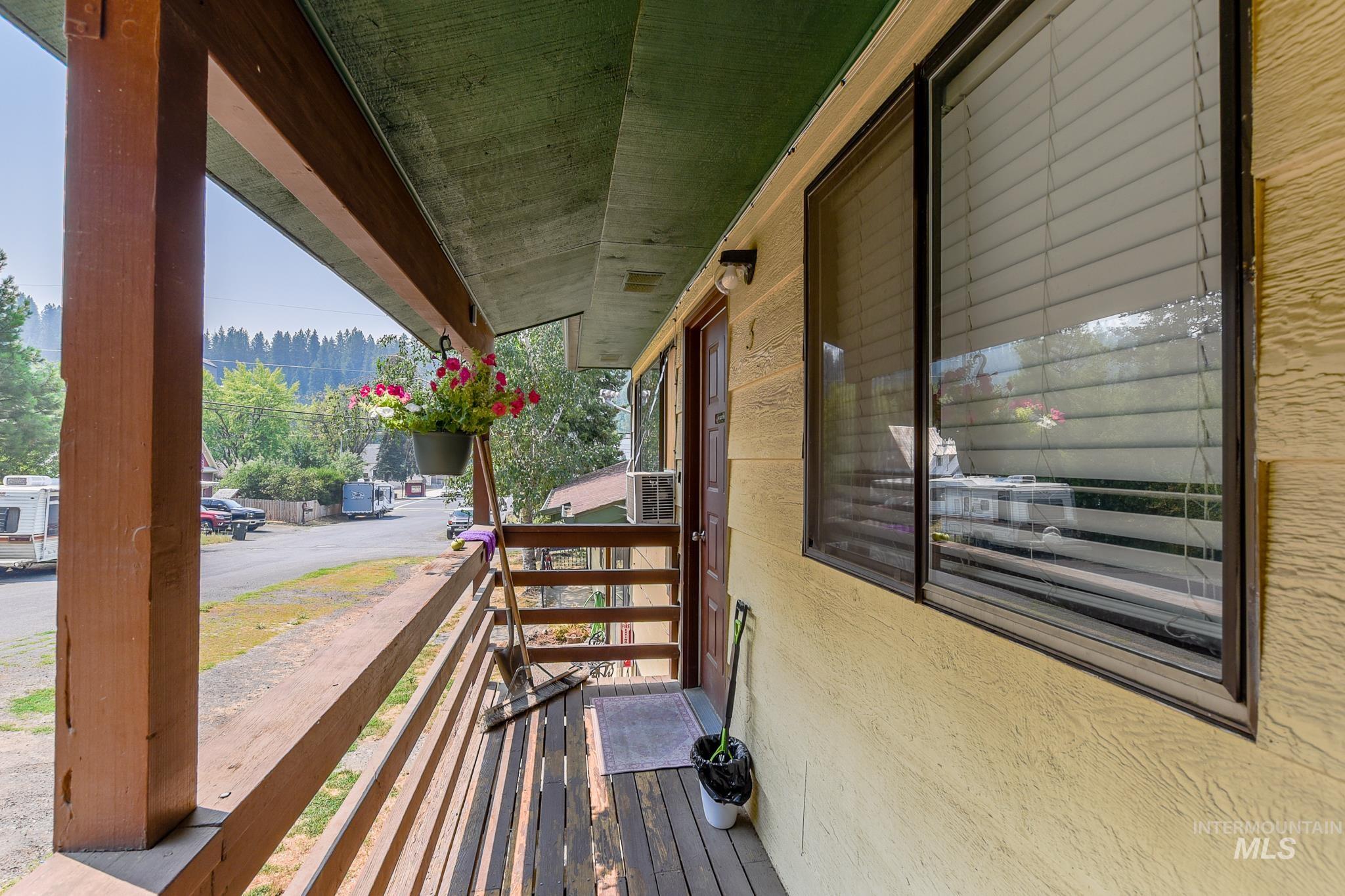 107 6th St, Troy, Idaho 83871, Business/Commercial For Sale, Price $459,000,MLS 98997184