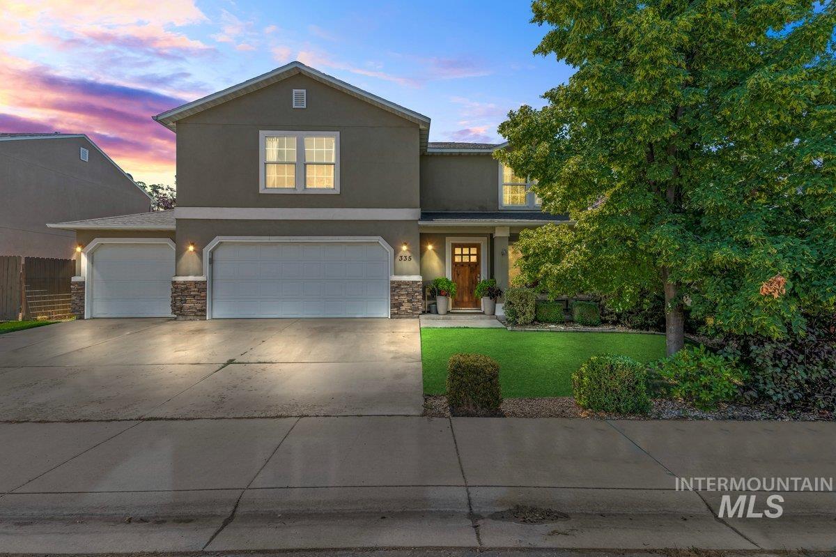 335 E Willowcreek Dr, Middleton, Idaho 83644, 3 Bedrooms, 2.5 Bathrooms, Residential For Sale, Price $419,990,MLS 98997185