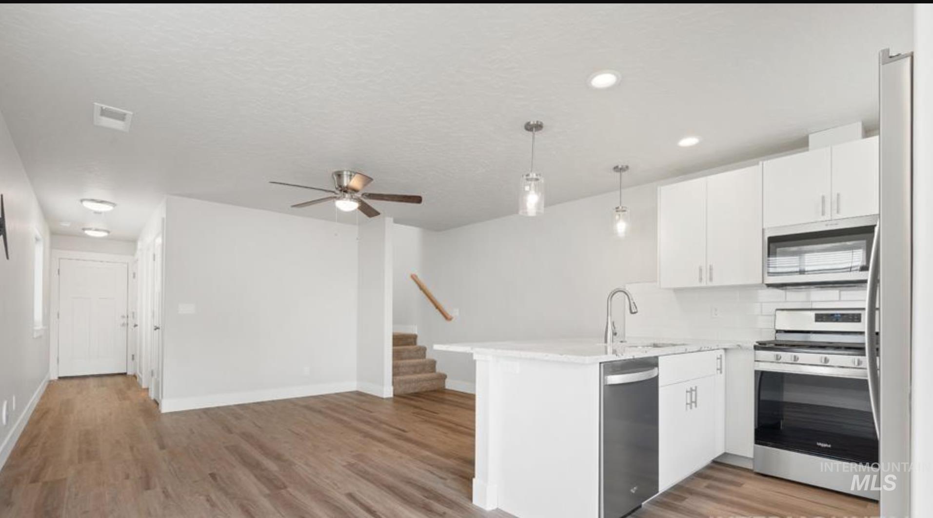 116 A&B Holly Ave, New Plymouth, Idaho 83655, 3 Bedrooms, 2.5 Bathrooms, Residential Income For Sale, Price $599,000,MLS 98997187